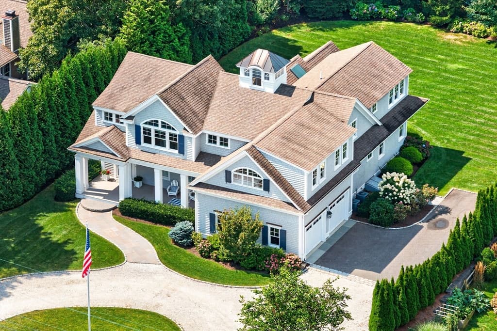 40 Middle Rd, Chatham MA 02650