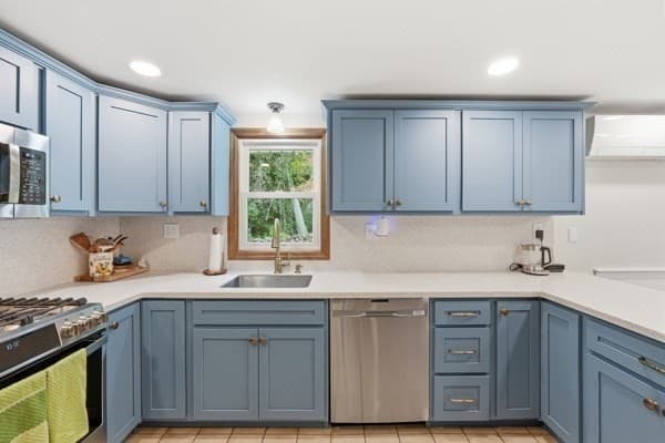 Single Family Residence at 7 Hawthorne Street, Grafton MA 01536, Grafton, photo 13 of 34
