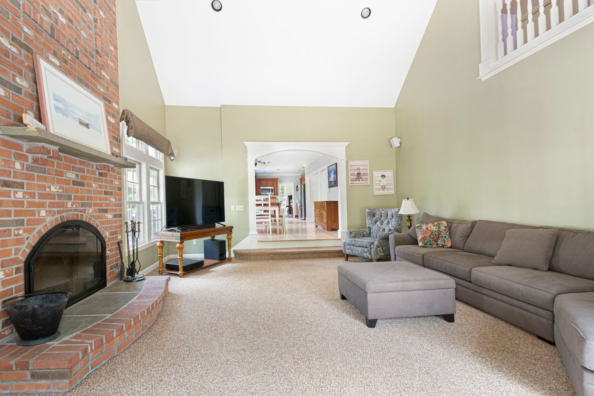 Single Family Residence at 9 Fieldstone Dr, Shrewsbury MA 01545, Shrewsbury, photo 24 of 39