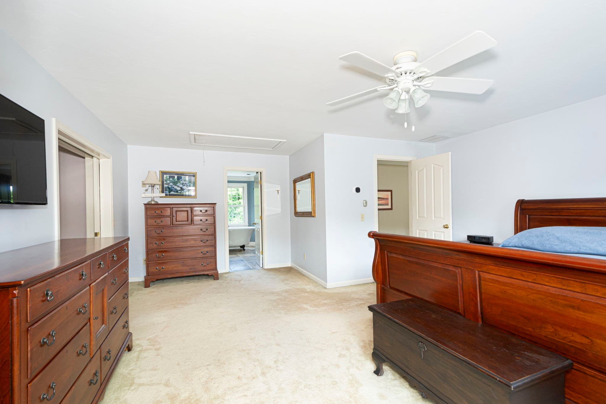 Single Family Residence at 9 Fieldstone Dr, Shrewsbury MA 01545, Shrewsbury, photo 33 of 39