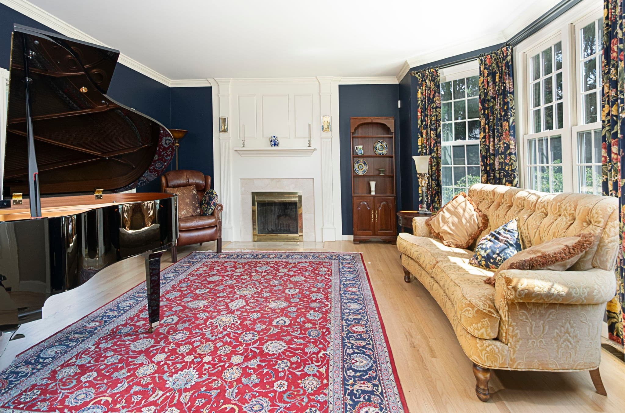 Single Family Residence at 9 Fieldstone Dr, Shrewsbury MA 01545, Shrewsbury, photo 4 of 39