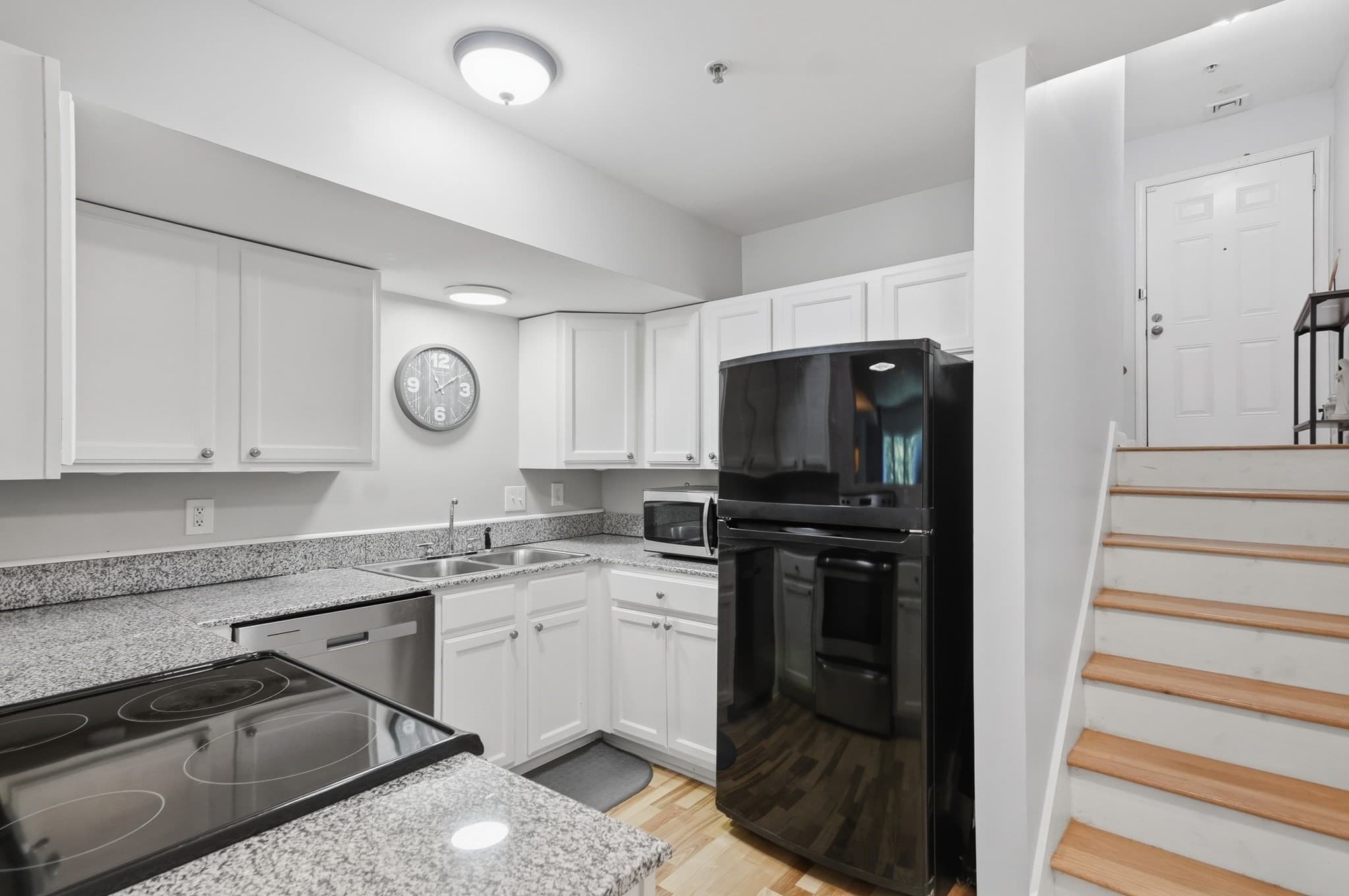Condominium at 2 Duck Pond Road # 126, Beverly MA 01915, Beverly, photo 20 of 32