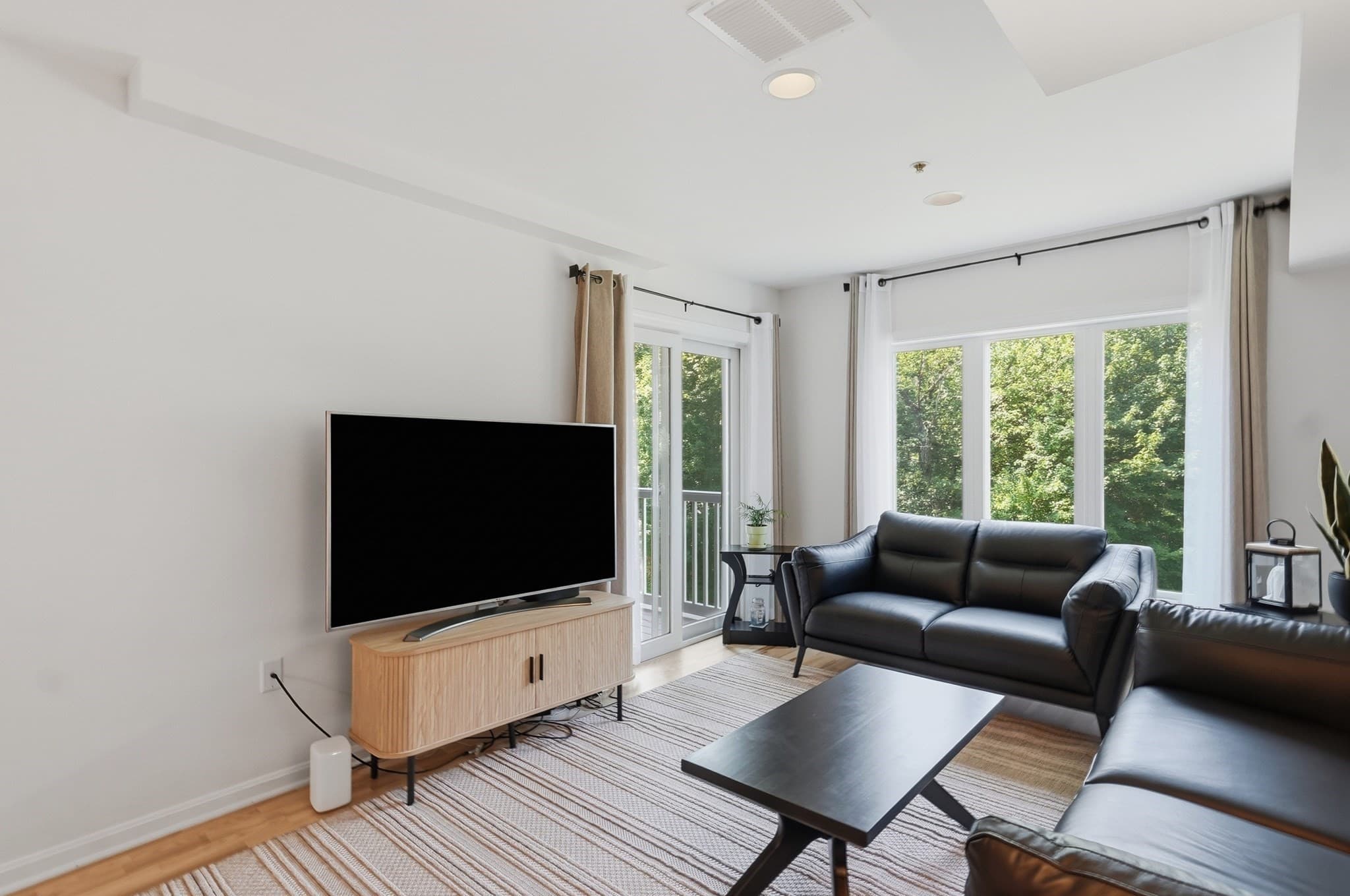 Condominium at 2 Duck Pond Road # 126, Beverly MA 01915, Beverly, photo 9 of 32