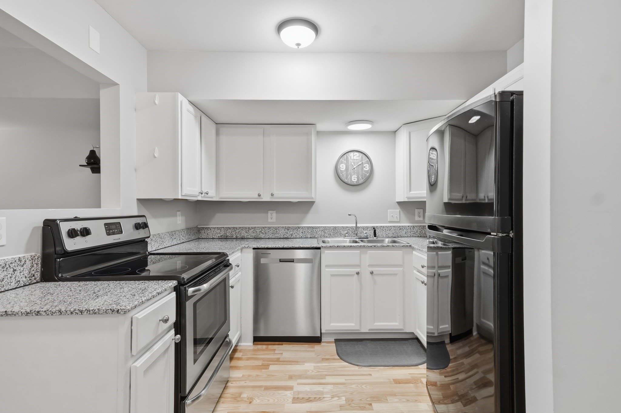 Condominium at 2 Duck Pond Road # 126, Beverly MA 01915, Beverly, photo 18 of 32