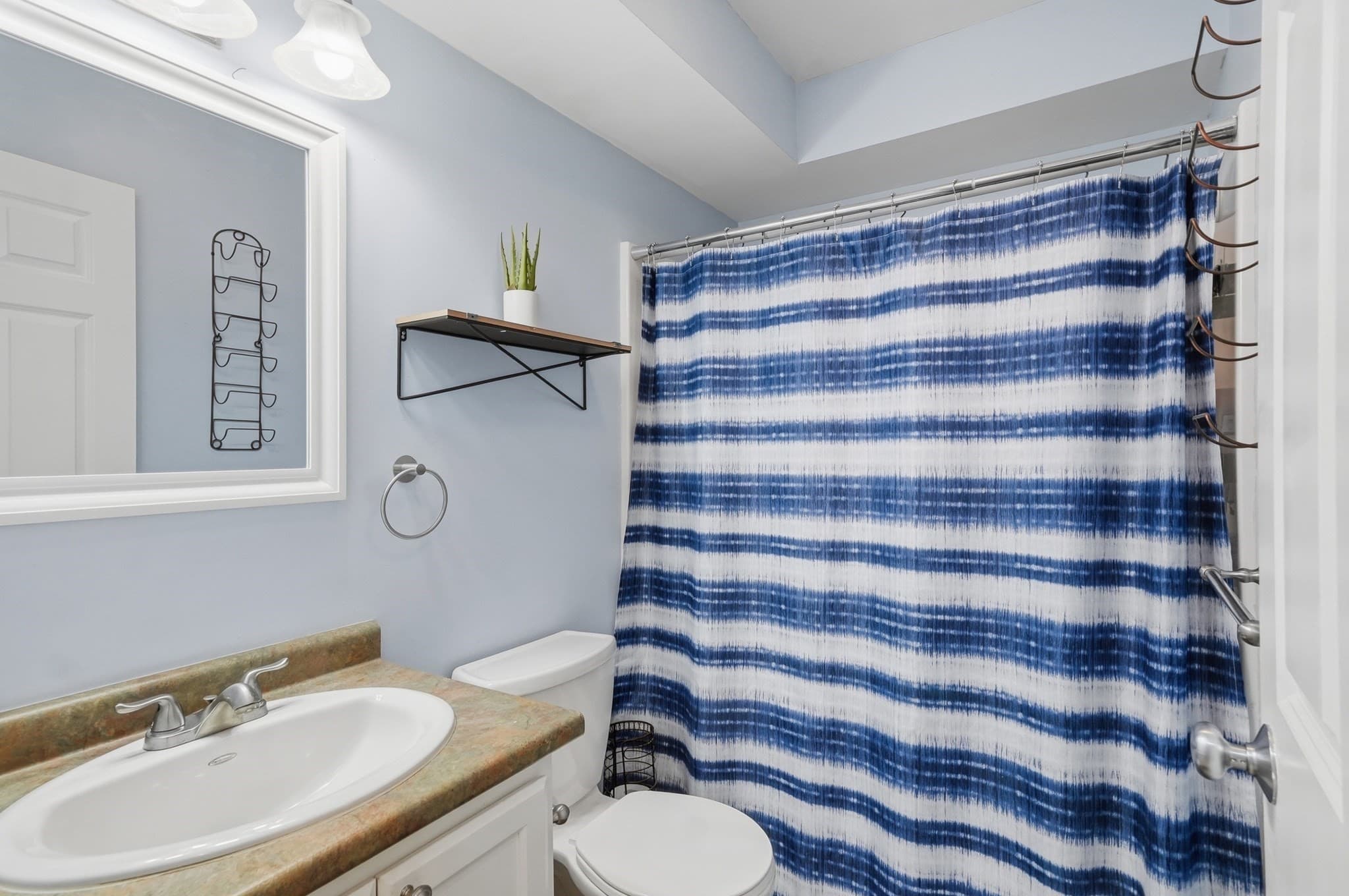 Condominium at 2 Duck Pond Road # 126, Beverly MA 01915, Beverly, photo 25 of 32