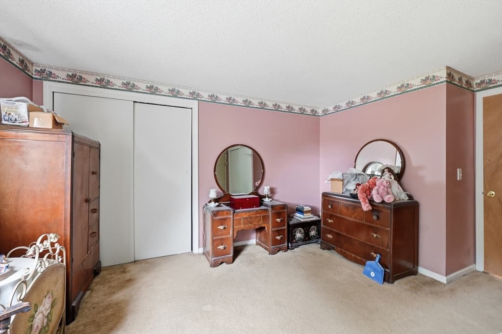 Condominium at 35 Sheri Ln # 35, Agawam MA 01001, Agawam, photo 16 of 18