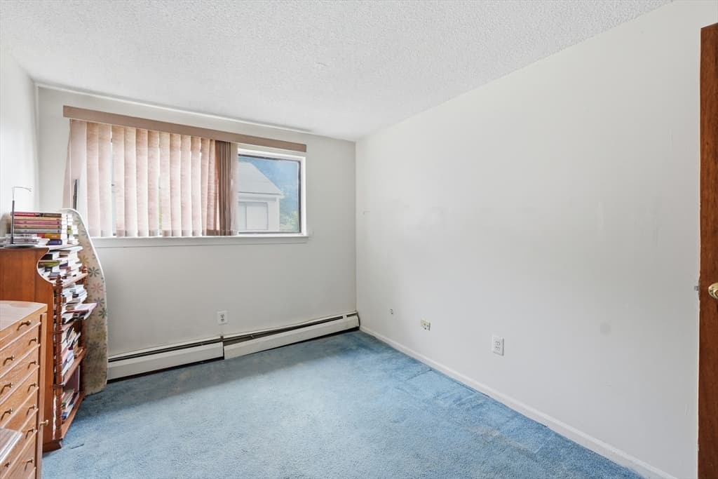 Condominium at 35 Sheri Ln # 35, Agawam MA 01001, Agawam, photo 10 of 18