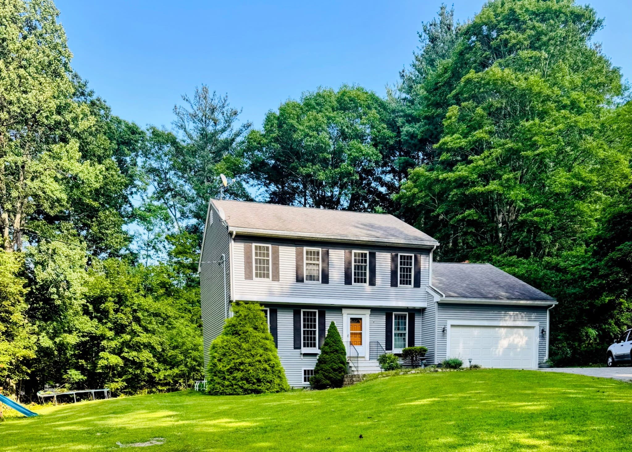 Single Family Residence at 38 Lake St, Spencer MA 01562, Spencer, photo 2 of 27