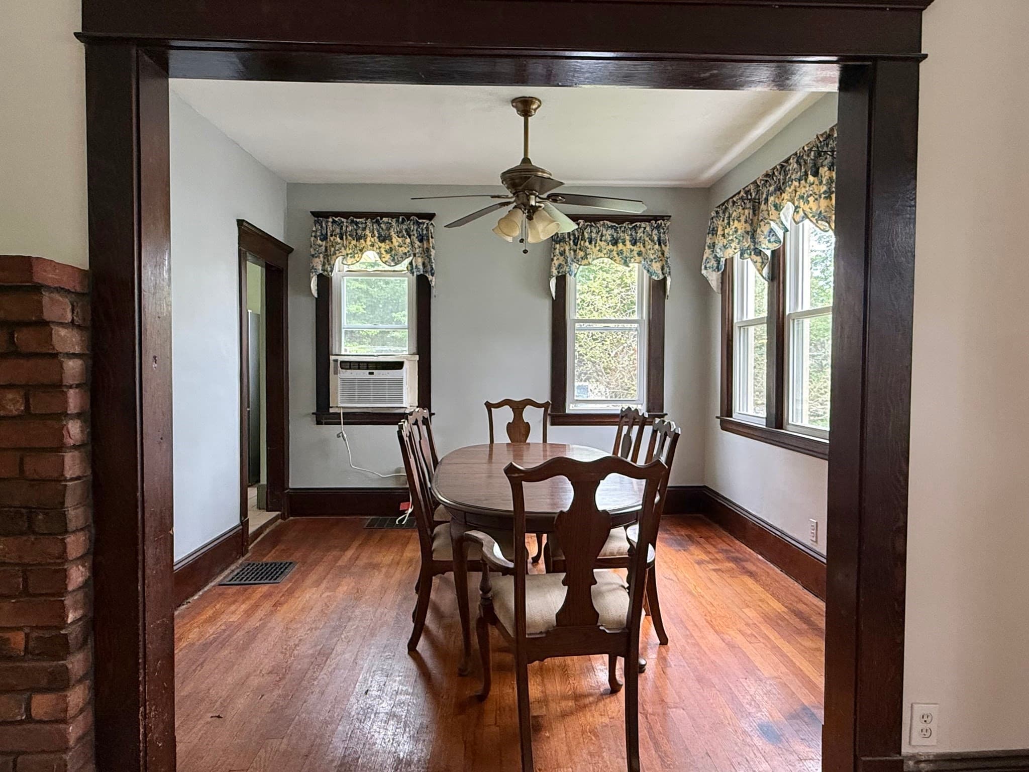 Single Family Residence at 88 Carr Avenue, Agawam MA 01001, photo 10 of 40