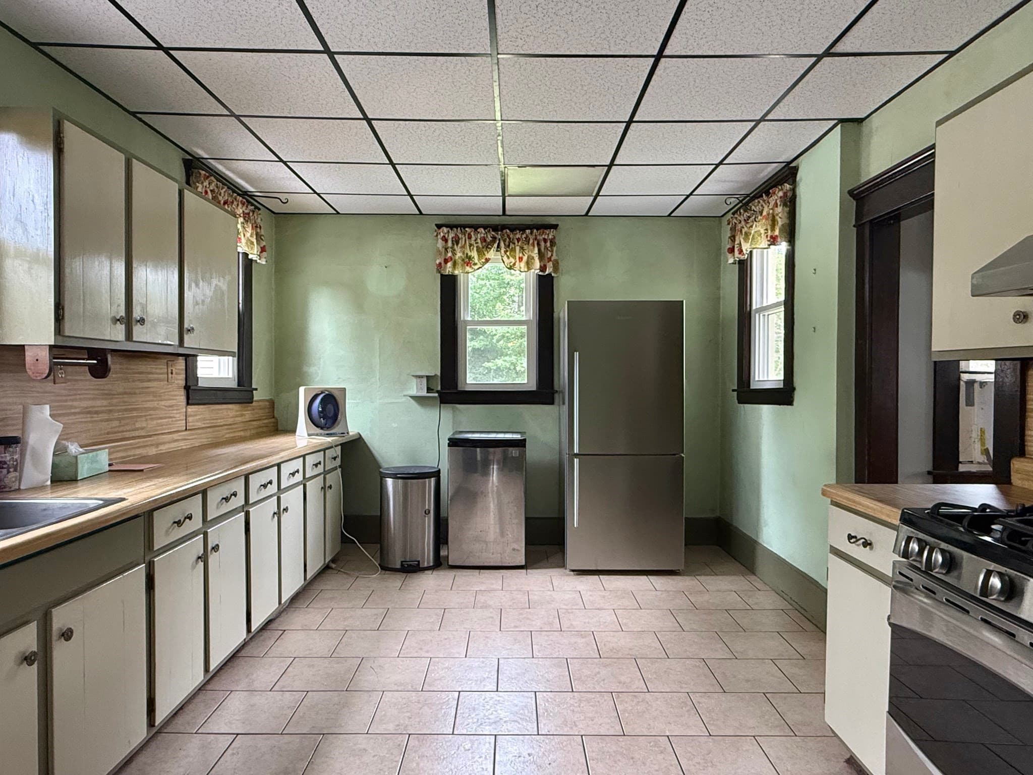 Single Family Residence at 88 Carr Avenue, Agawam MA 01001, photo 18 of 40