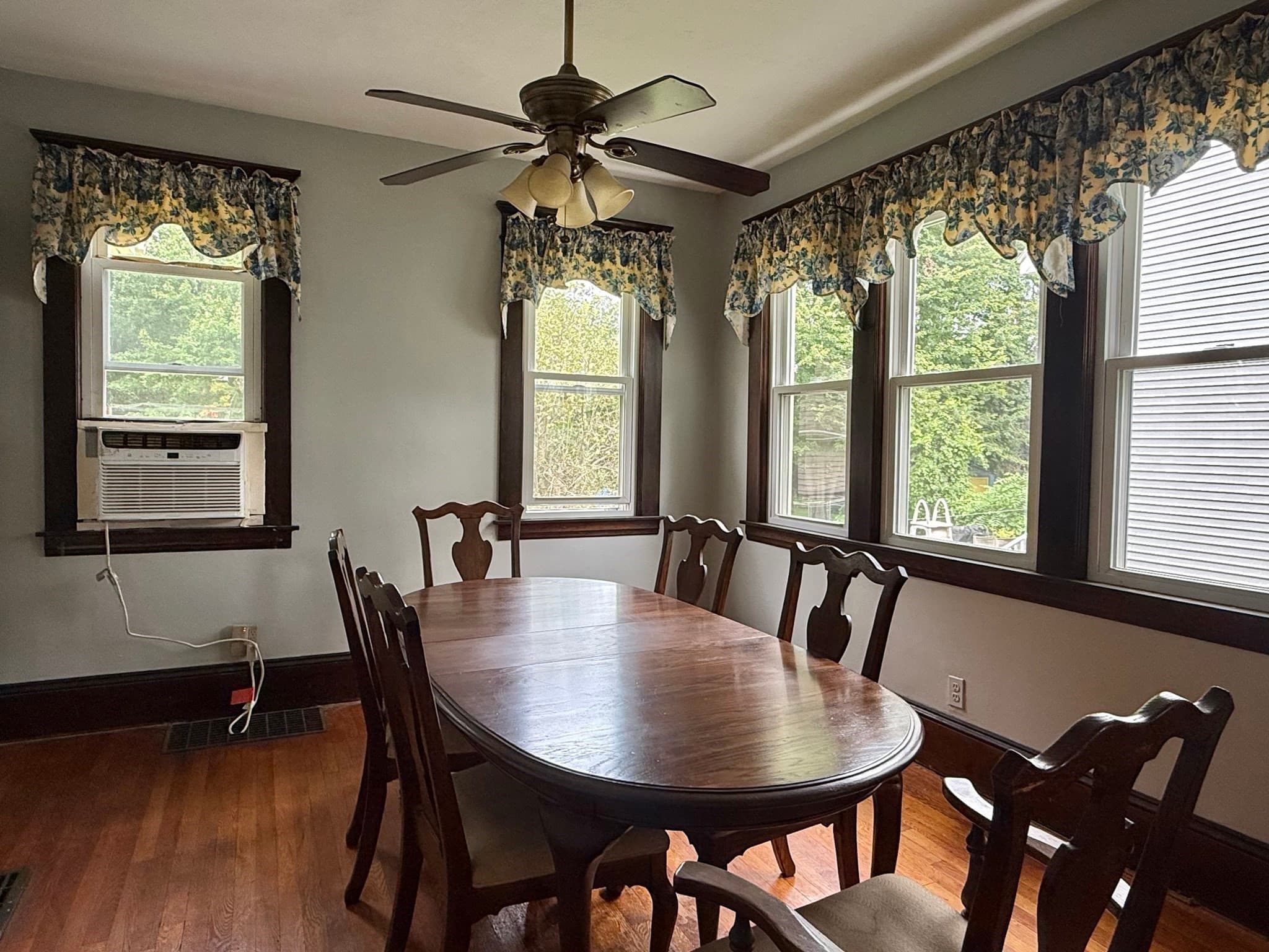 Single Family Residence at 88 Carr Avenue, Agawam MA 01001, photo 11 of 40