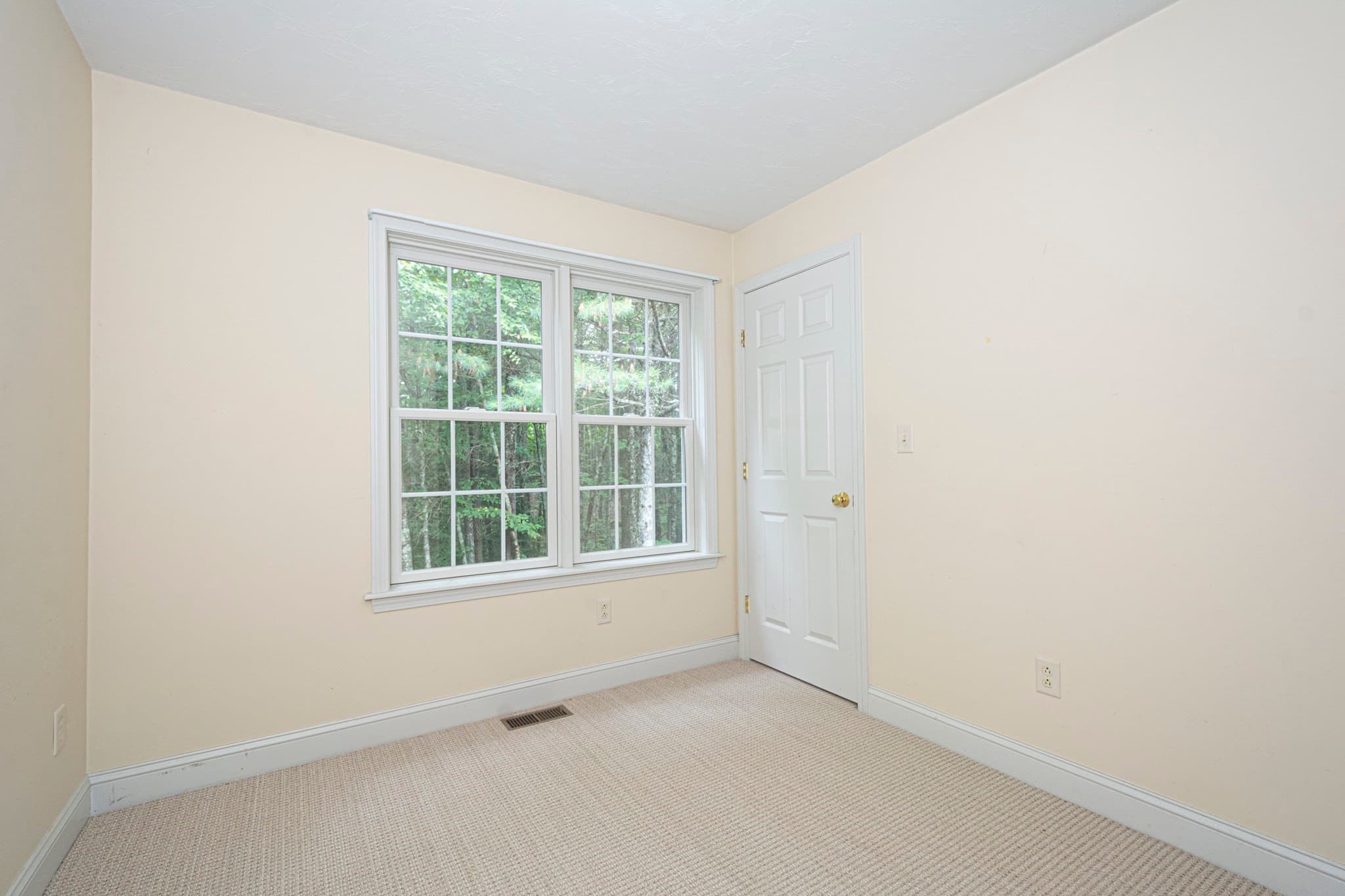 Single Family Residence at 107 Old School House Rd, Oakham MA 01068, Oakham, photo 31 of 41