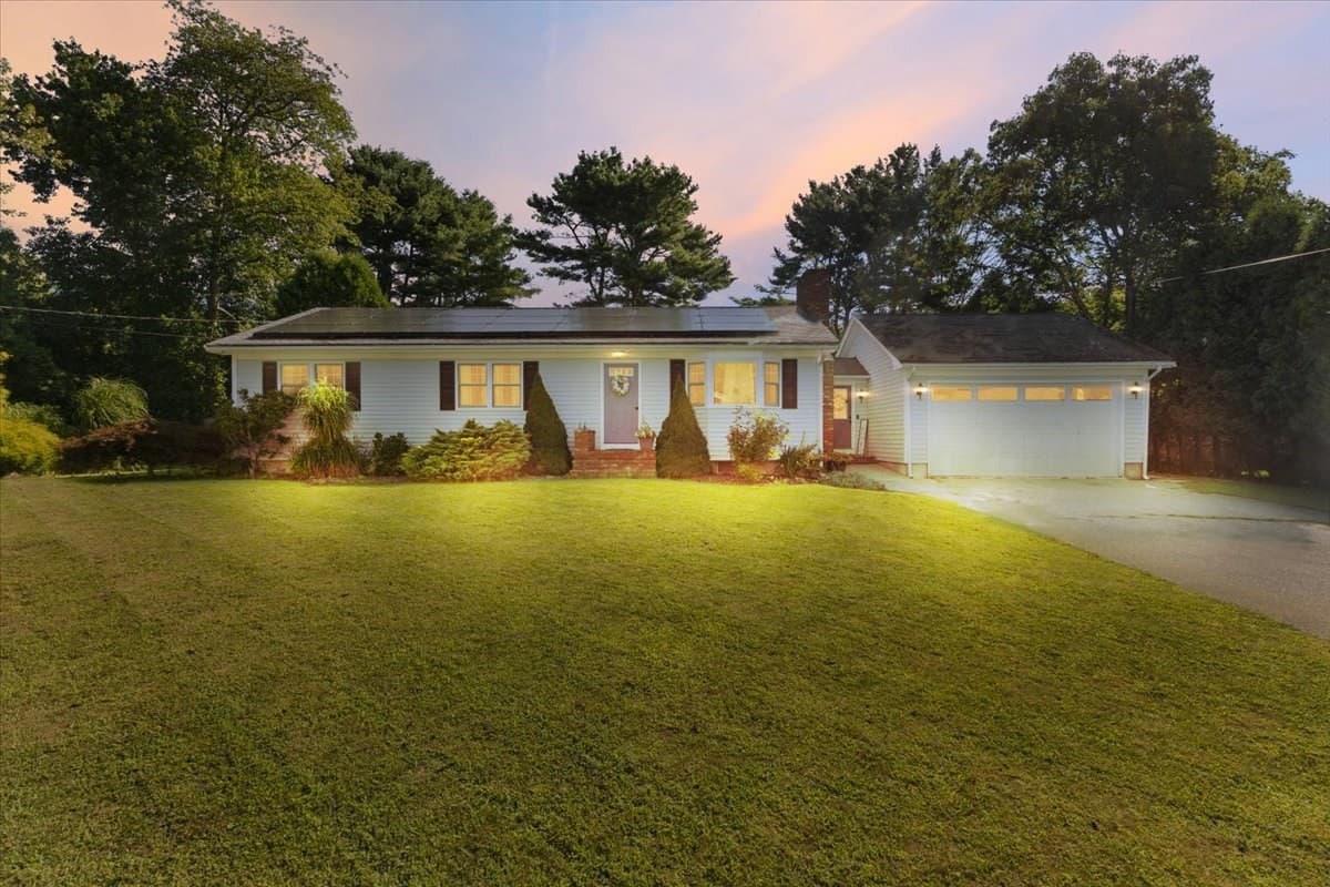 Single Family Residence at 16 Green Meadow Dr, Acushnet MA 02743, Acushnet, photo 2 of 42