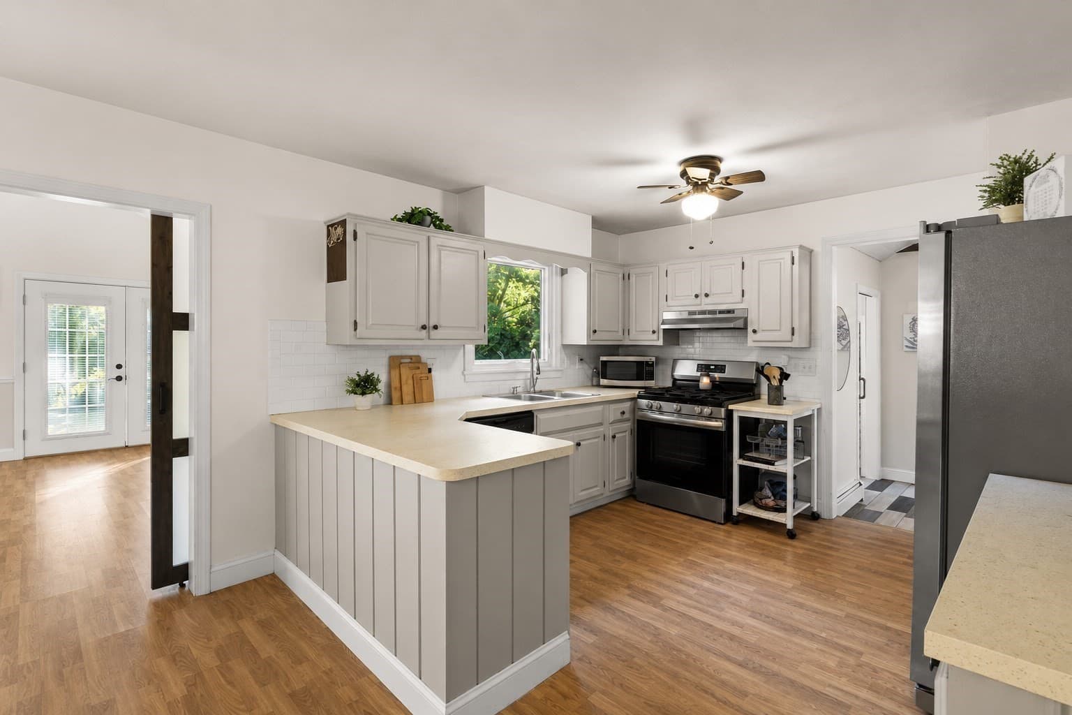 Single Family Residence at 16 Green Meadow Dr, Acushnet MA 02743, Acushnet, photo 17 of 42