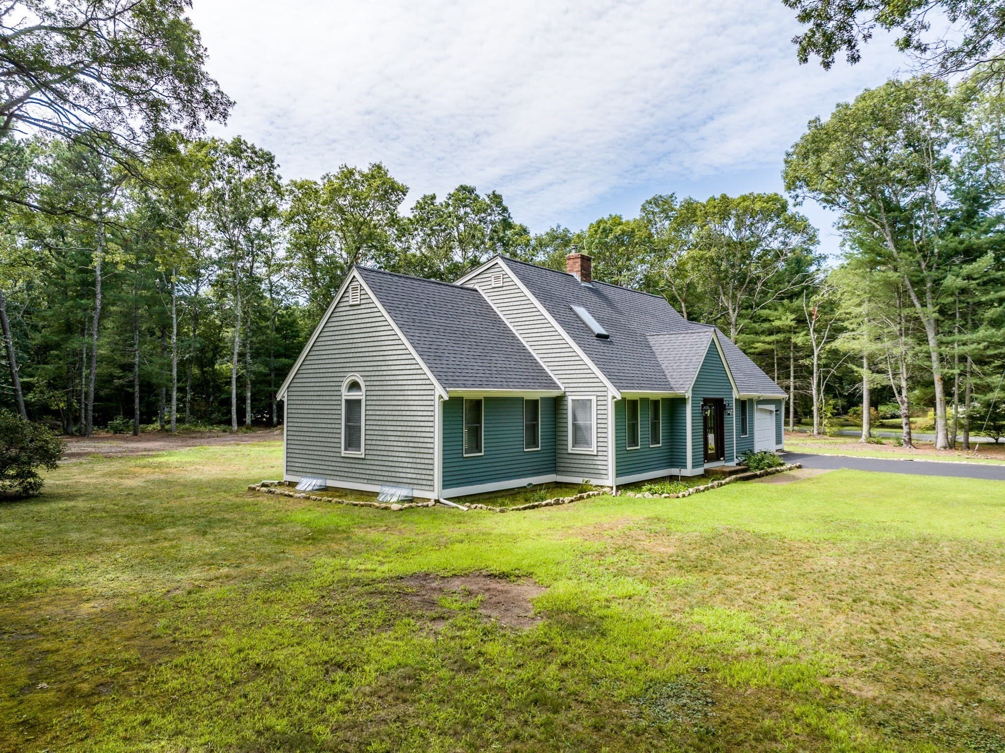 Single Family Residence at 3 Popple Bottom, Sandwich MA 02563, photo 2 of 40