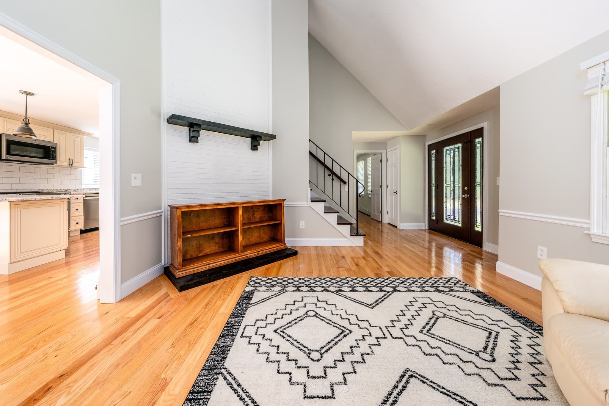 Single Family Residence at 3 Popple Bottom, Sandwich MA 02563, photo 7 of 40