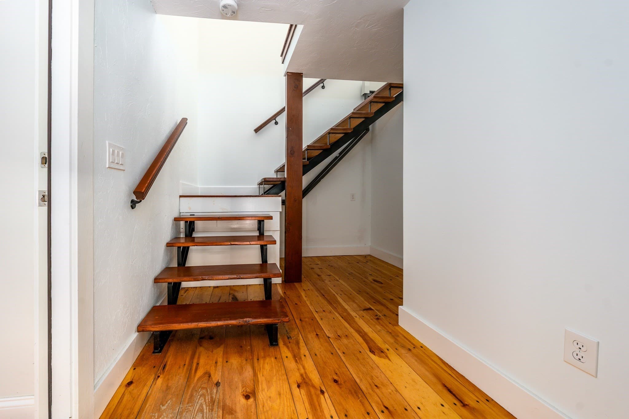 Single Family Residence at 3 Popple Bottom, Sandwich MA 02563, photo 28 of 40