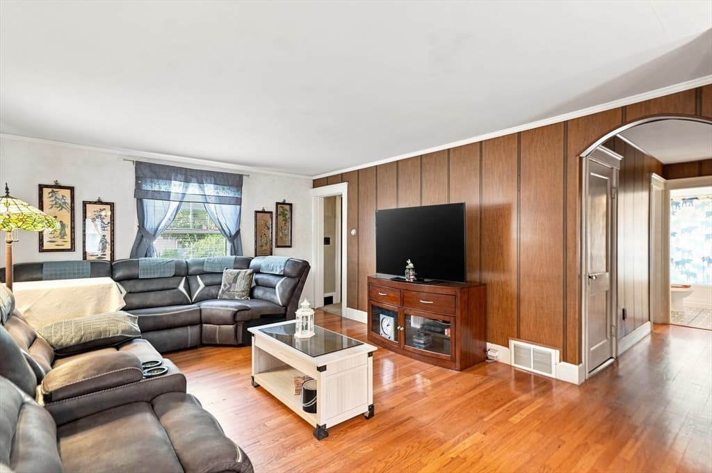 Single Family Residence at 11 Kimball Rd, Methuen MA 01844, Methuen, photo 14 of 37