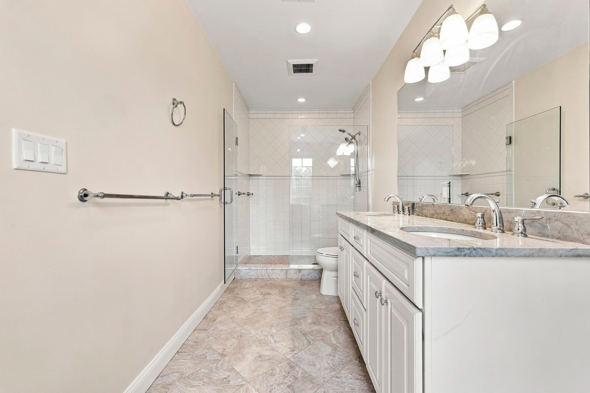 Single Family Residence at 31 Kesseler Way, Newton MA 02467, Newton, photo 24 of 38
