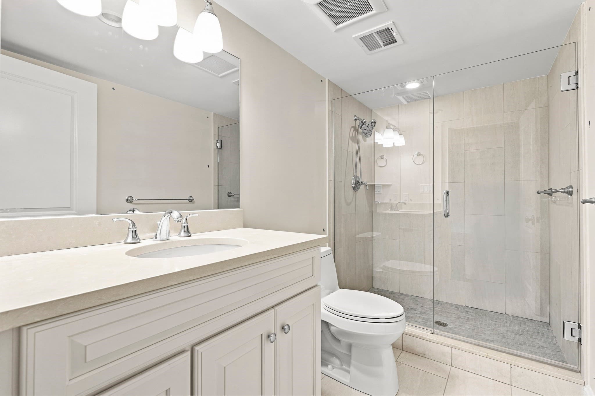 Single Family Residence at 31 Kesseler Way, Newton MA 02467, Newton, photo 18 of 38