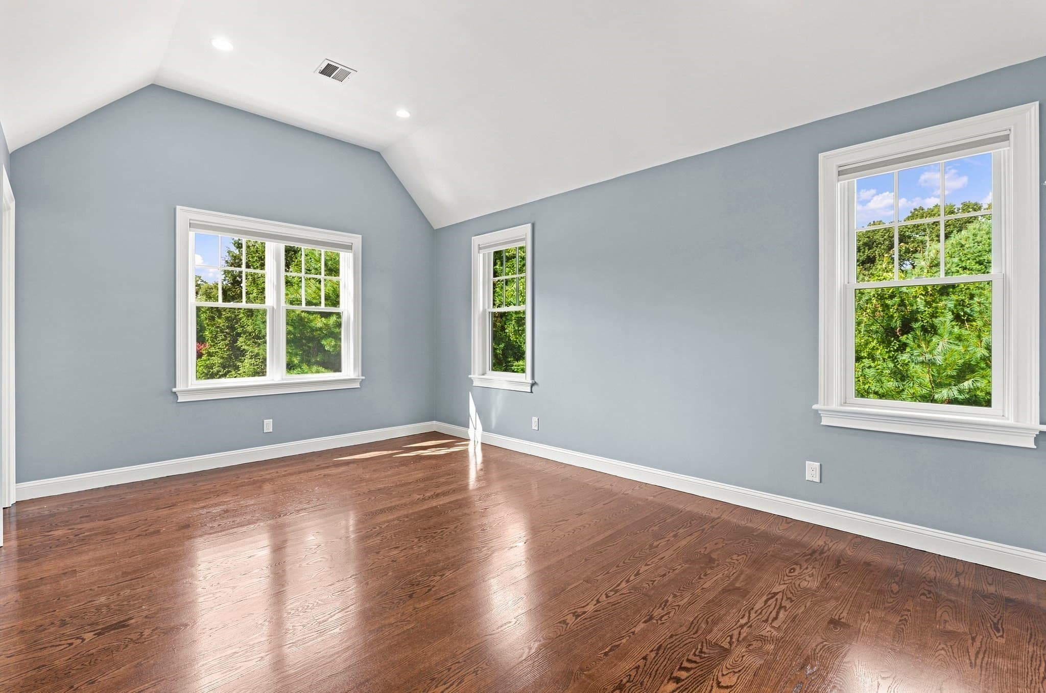 Single Family Residence at 31 Kesseler Way, Newton MA 02467, Newton, photo 19 of 38