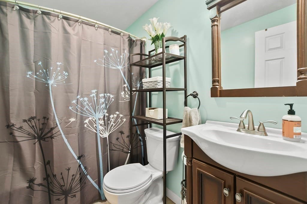 Single Family Residence at 33 Longley Rd, Groton MA 01450, Groton, photo 18 of 25