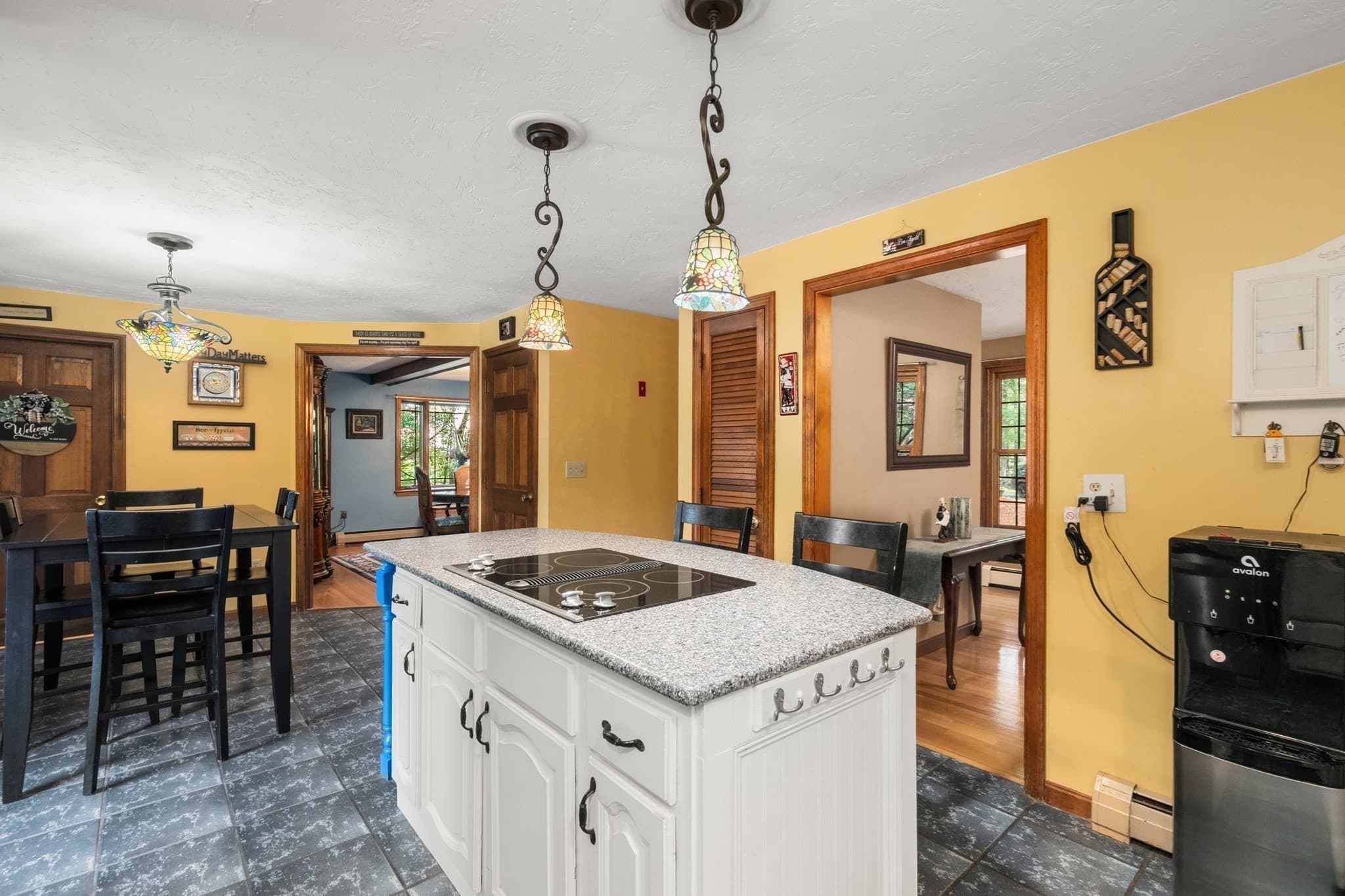 Single Family Residence at 14 Woodview Dr, Lakeville MA 02347, photo 6 of 41