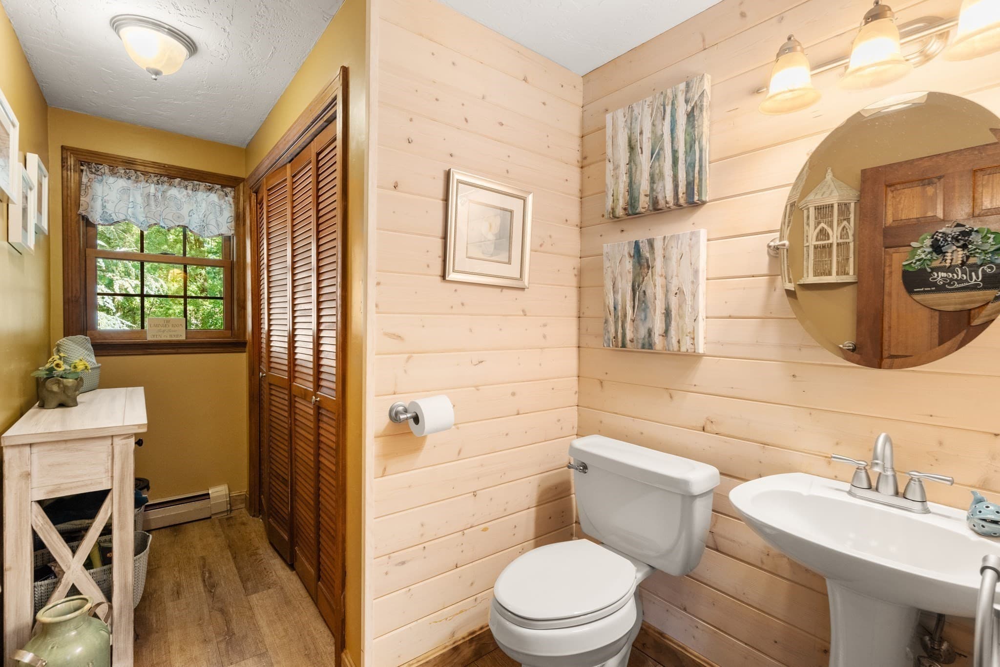 Single Family Residence at 14 Woodview Dr, Lakeville MA 02347, photo 19 of 41