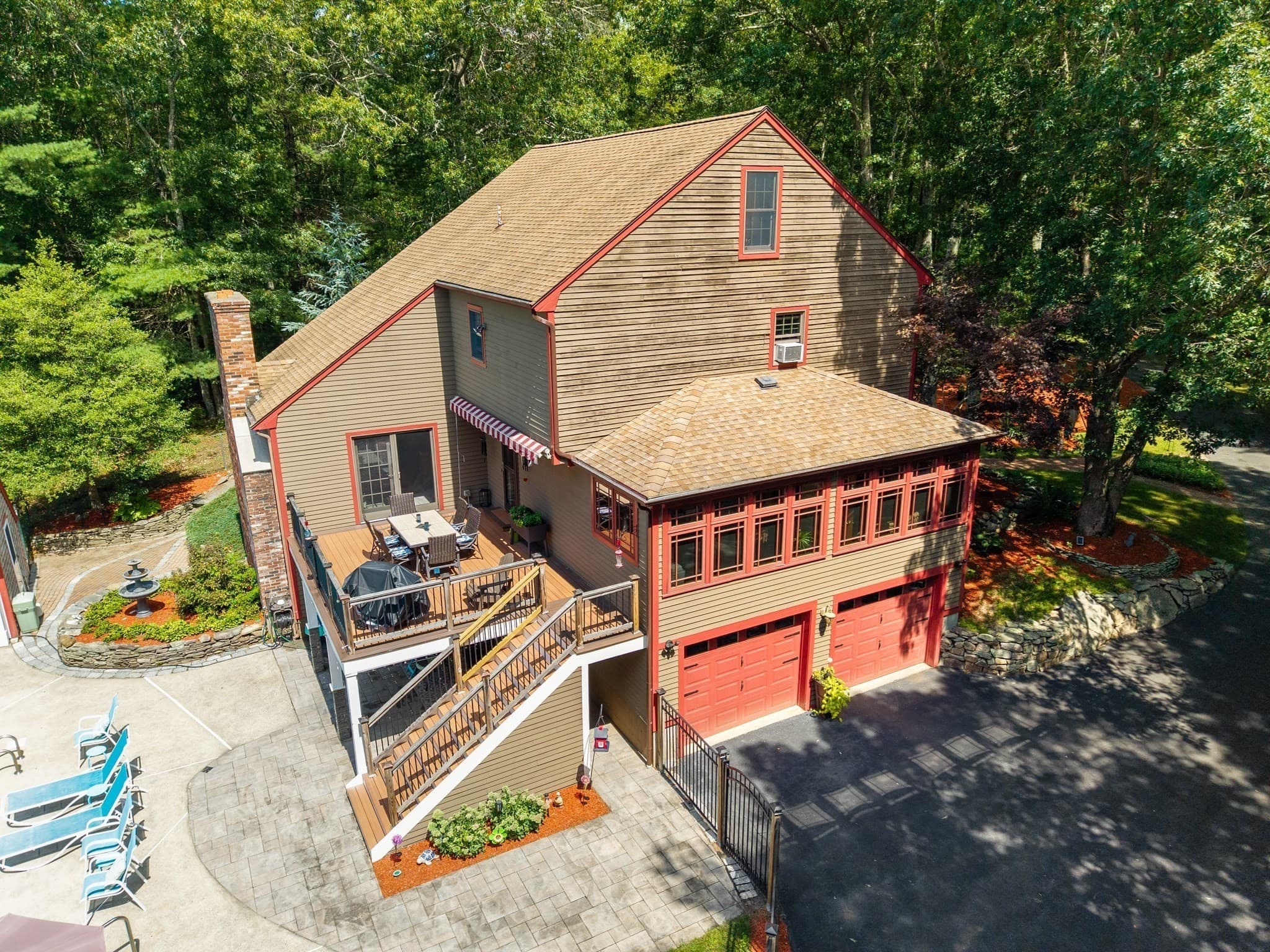 Single Family Residence at 14 Woodview Dr, Lakeville MA 02347, photo 35 of 41