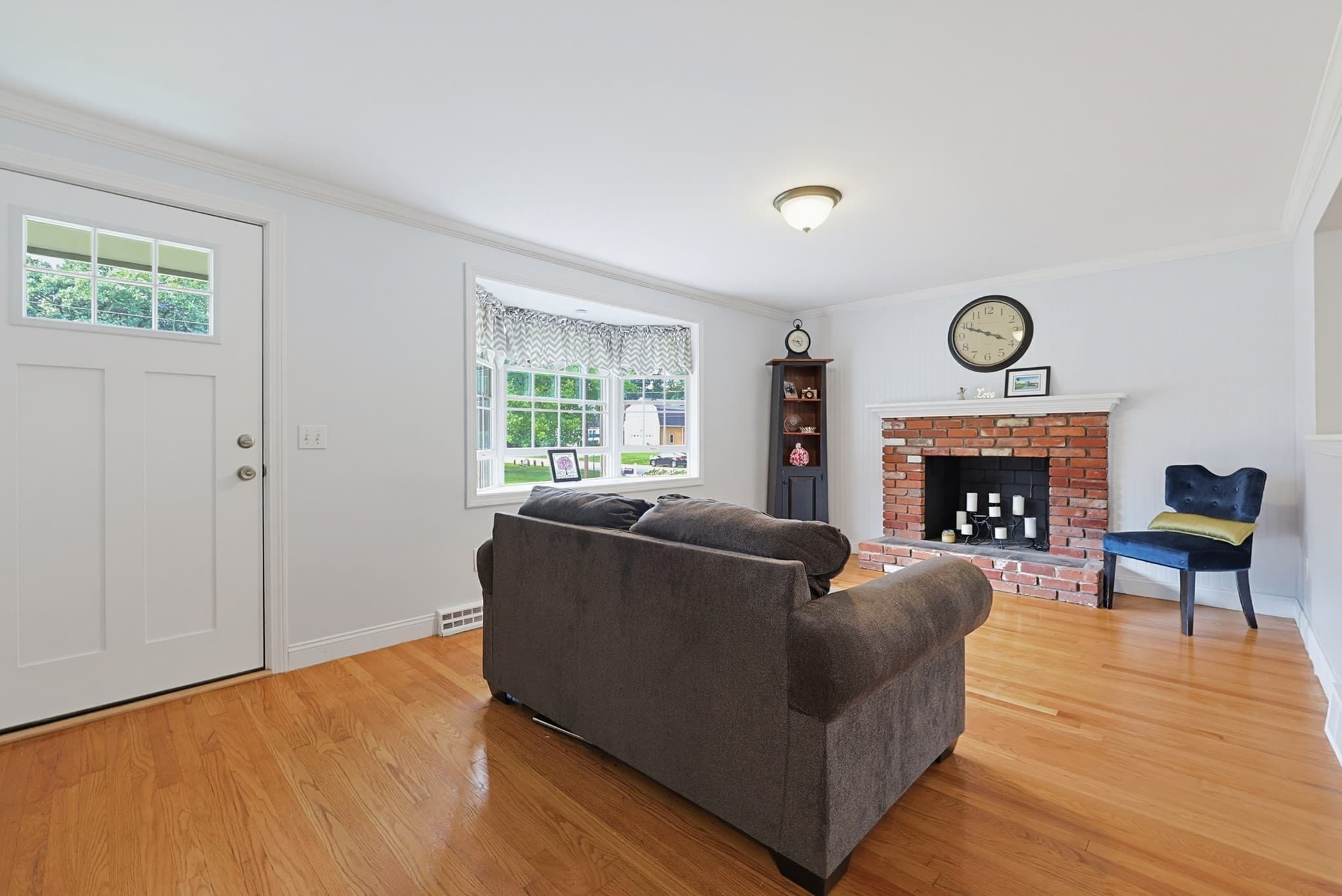 Single Family Residence at 6 Young Ave., North Attleboro MA 02760, photo 2 of 36