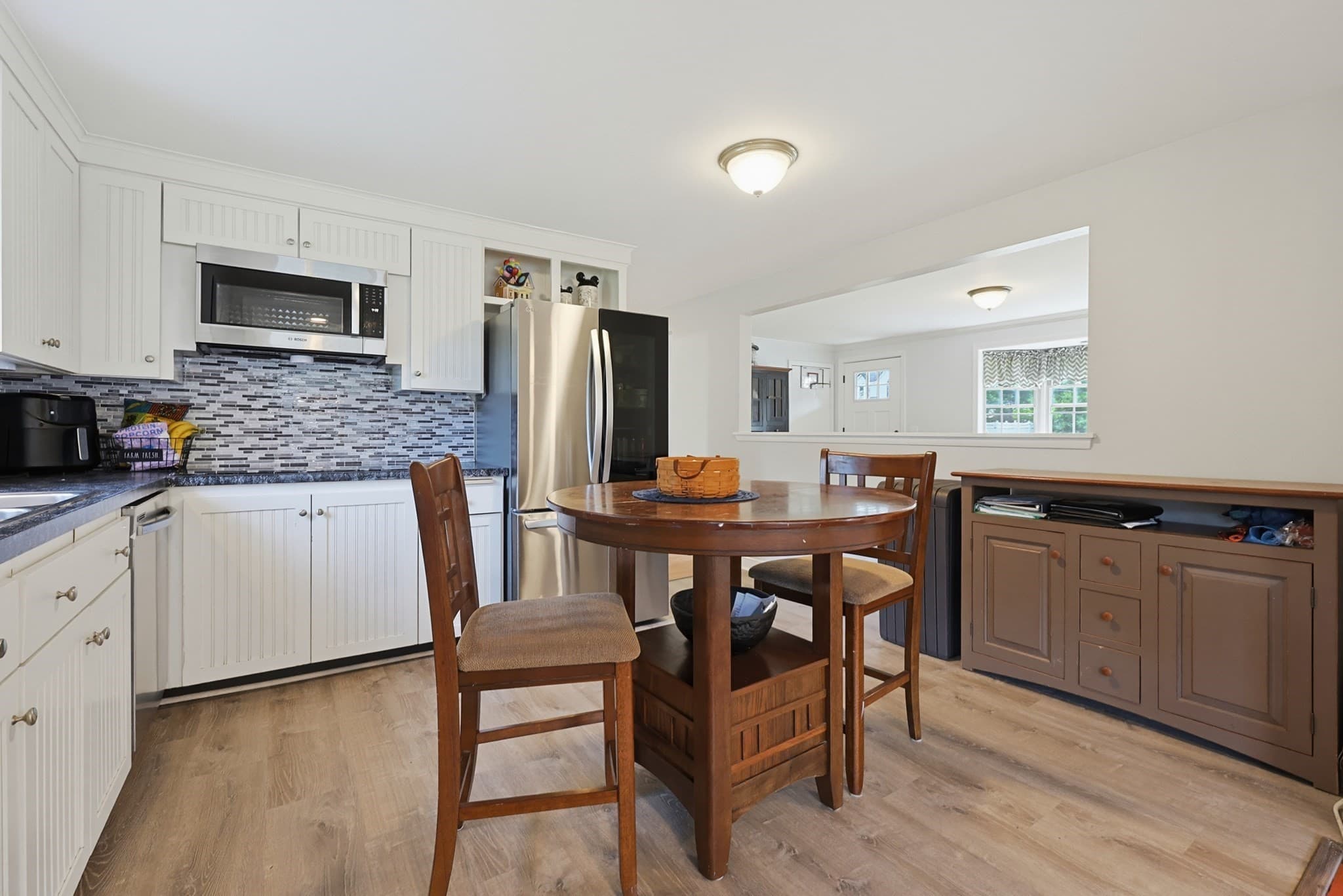 Single Family Residence at 6 Young Ave., North Attleboro MA 02760, photo 10 of 36
