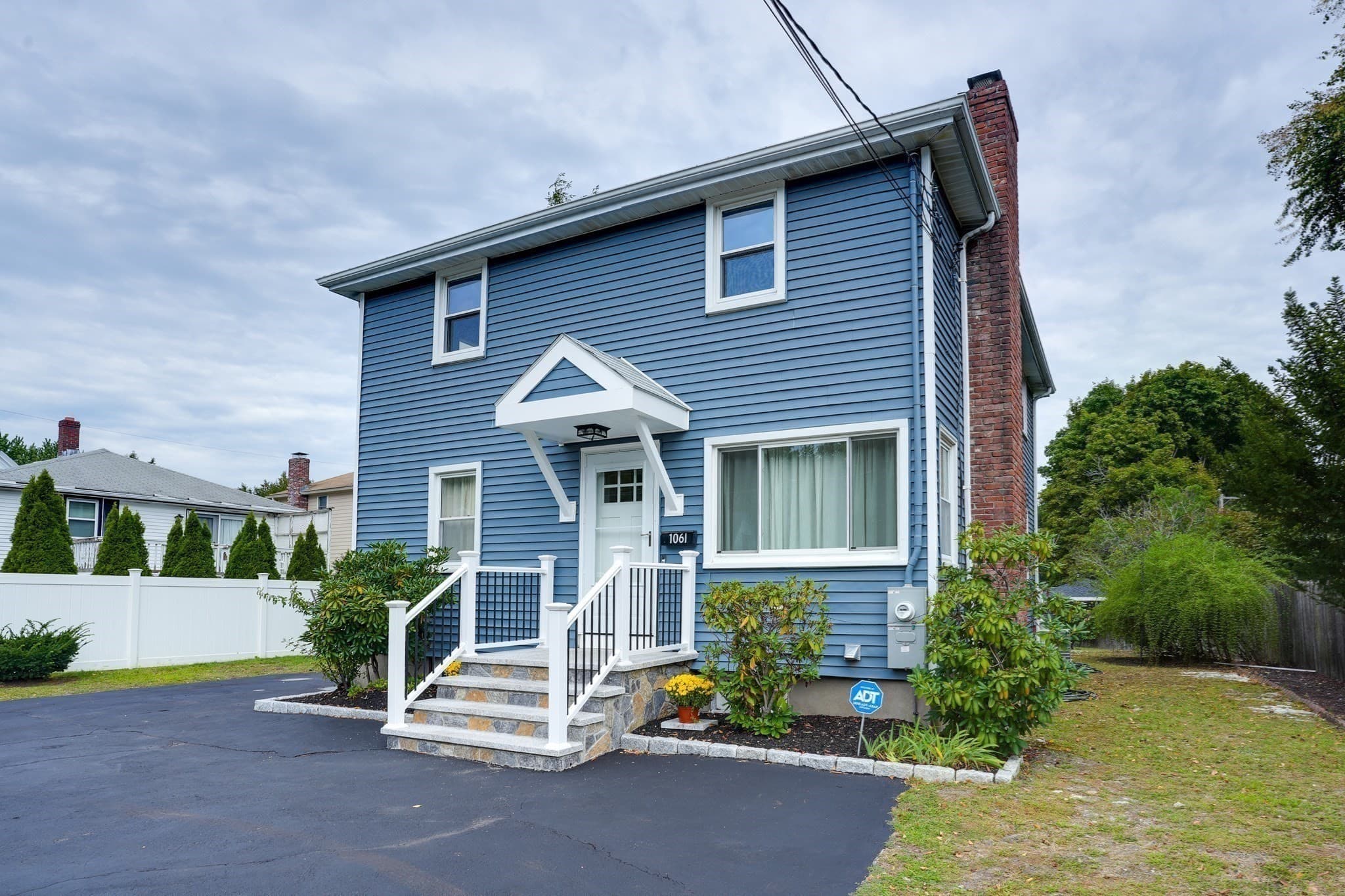 Single Family Residence at 1061 Trapelo Rd, Waltham MA 02451, photo 3 of 21