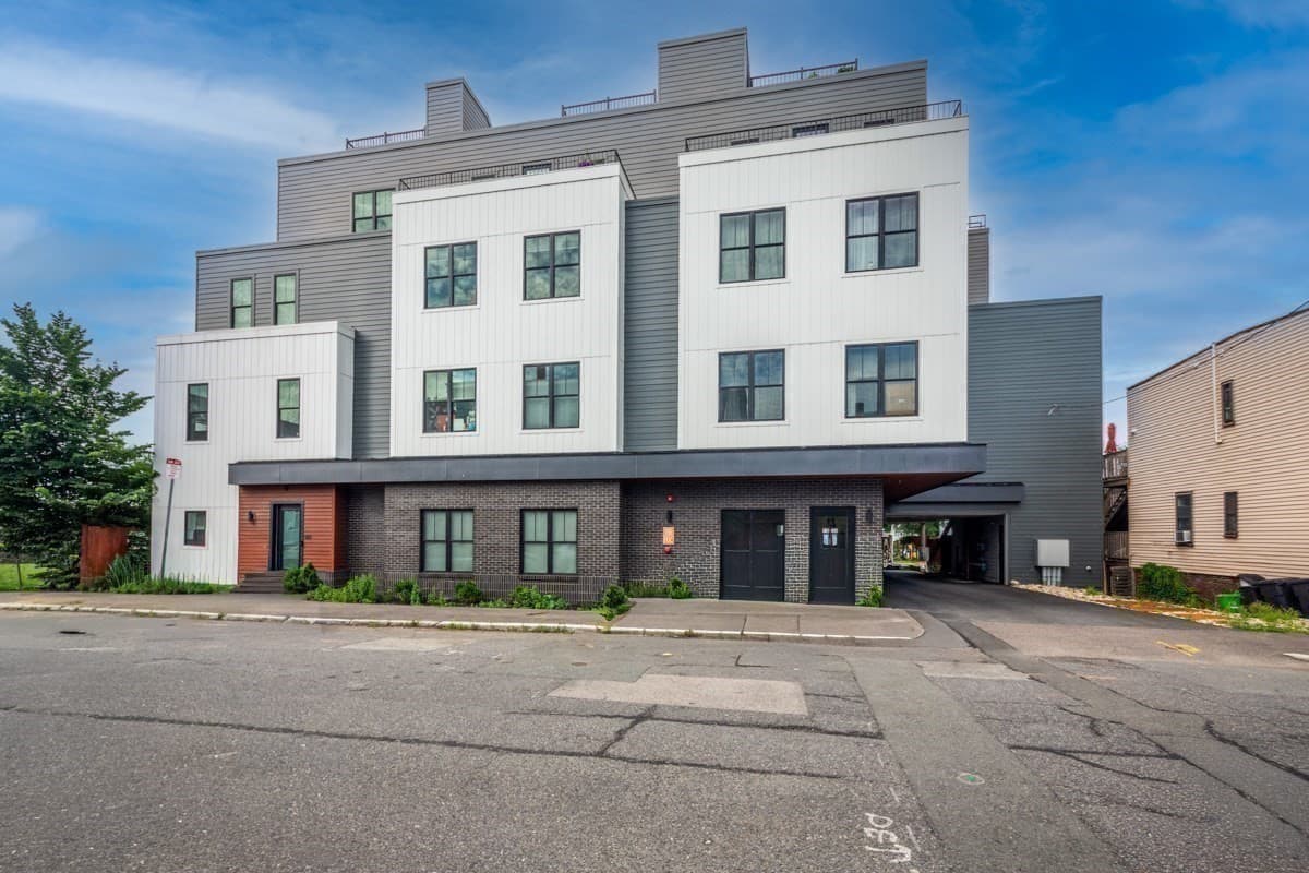 Condominium at 120 Moore St # 205, Boston MA 02128, Boston, photo 13 of 15