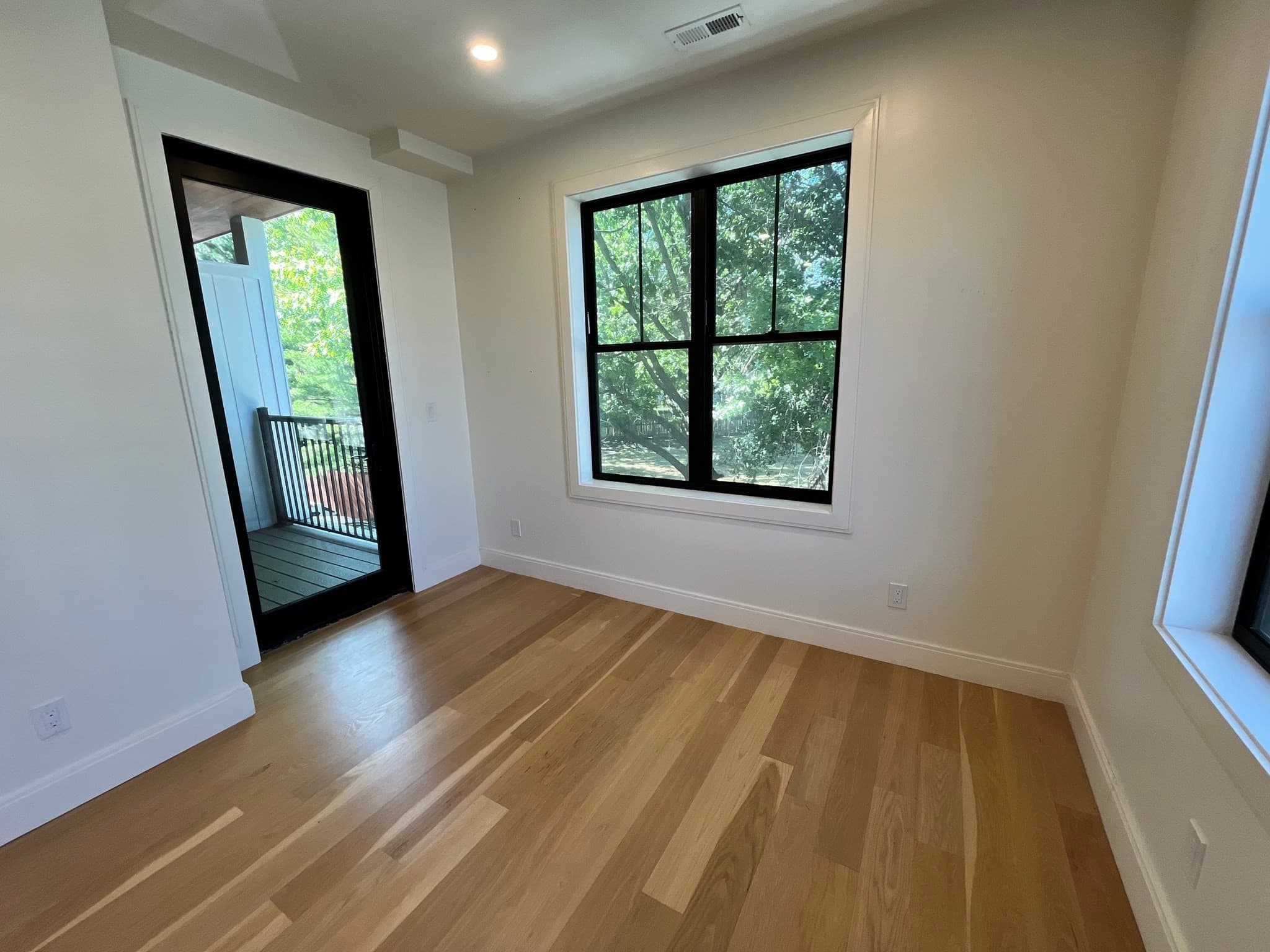 Condominium at 120 Moore St # 205, Boston MA 02128, Boston, photo 7 of 15