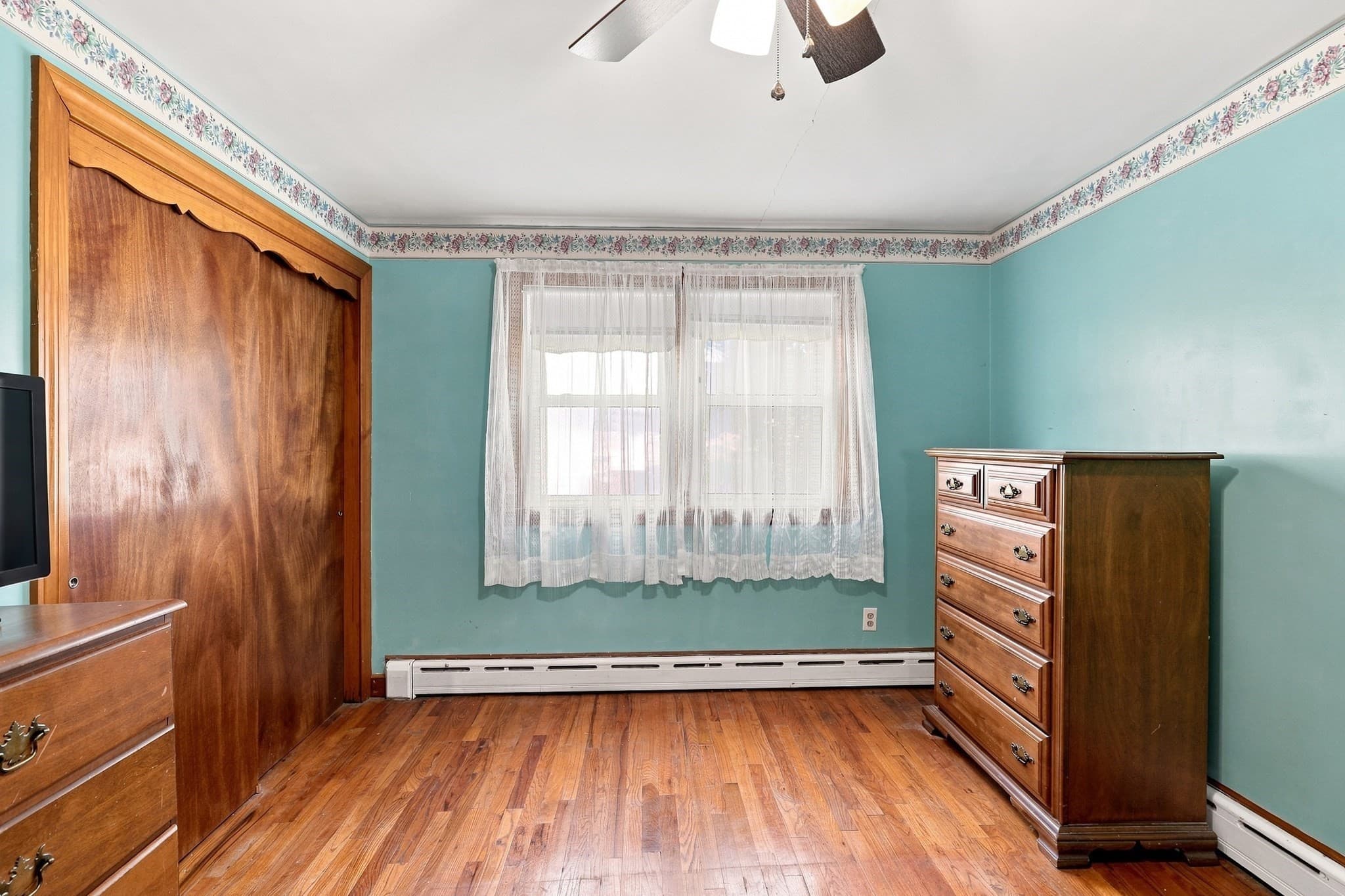 Single Family Residence at 4 Washington Street, Milford MA 01757, photo 13 of 36