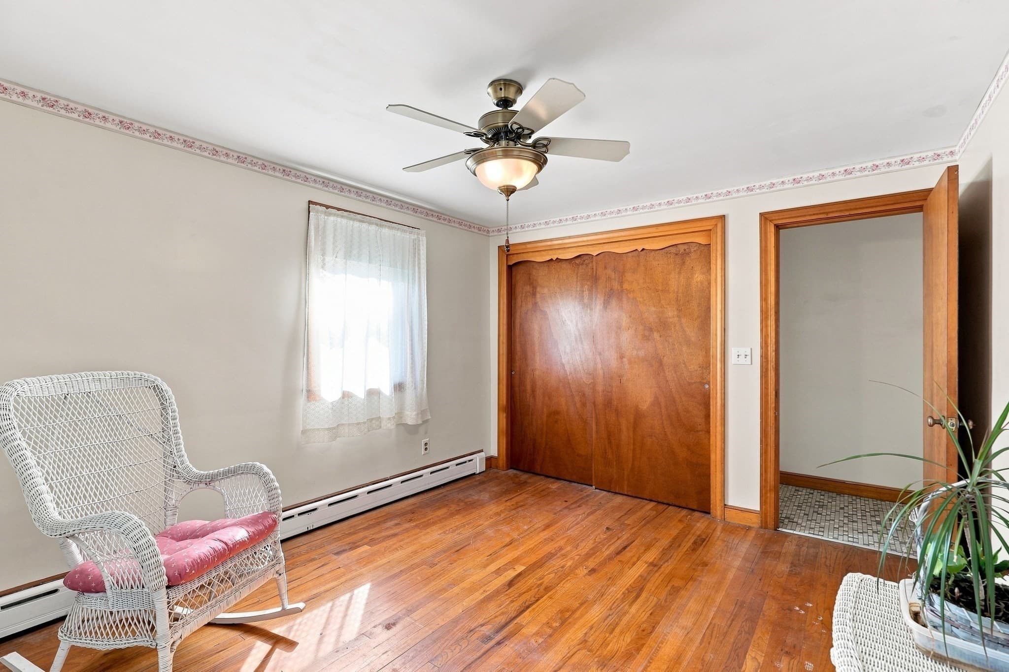 Single Family Residence at 4 Washington Street, Milford MA 01757, photo 16 of 36