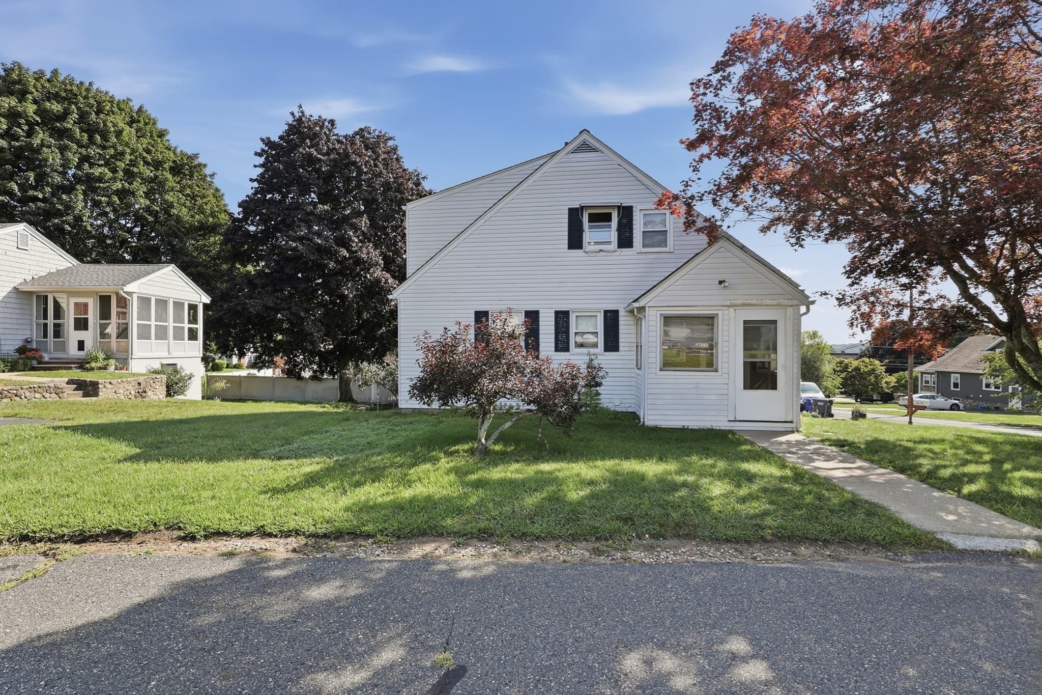 Single Family Residence at 4 Washington Street, Milford MA 01757, photo 3 of 36