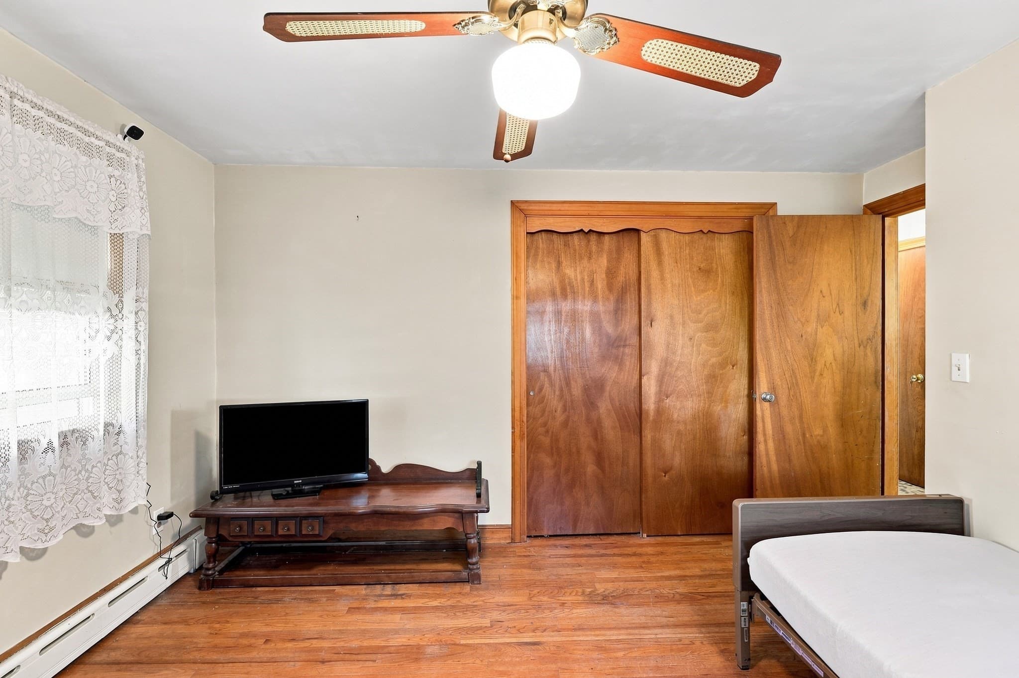 Single Family Residence at 4 Washington Street, Milford MA 01757, photo 18 of 36