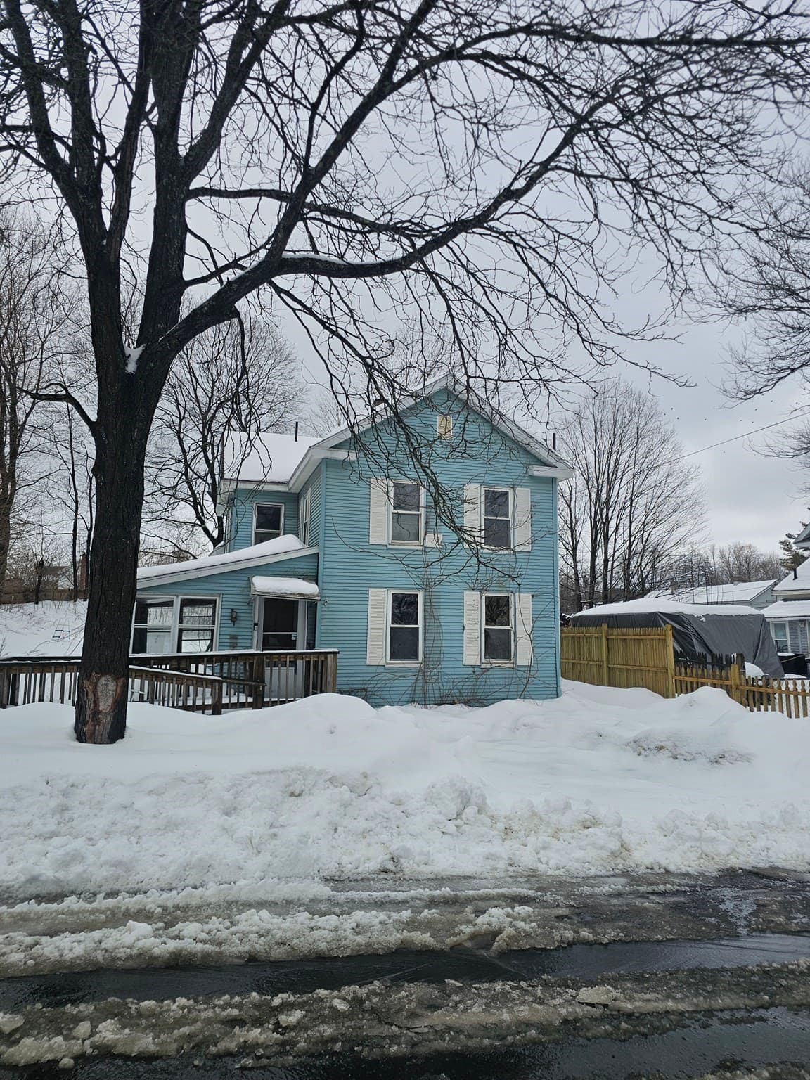 167 Daniels, Pittsfield MA 01201