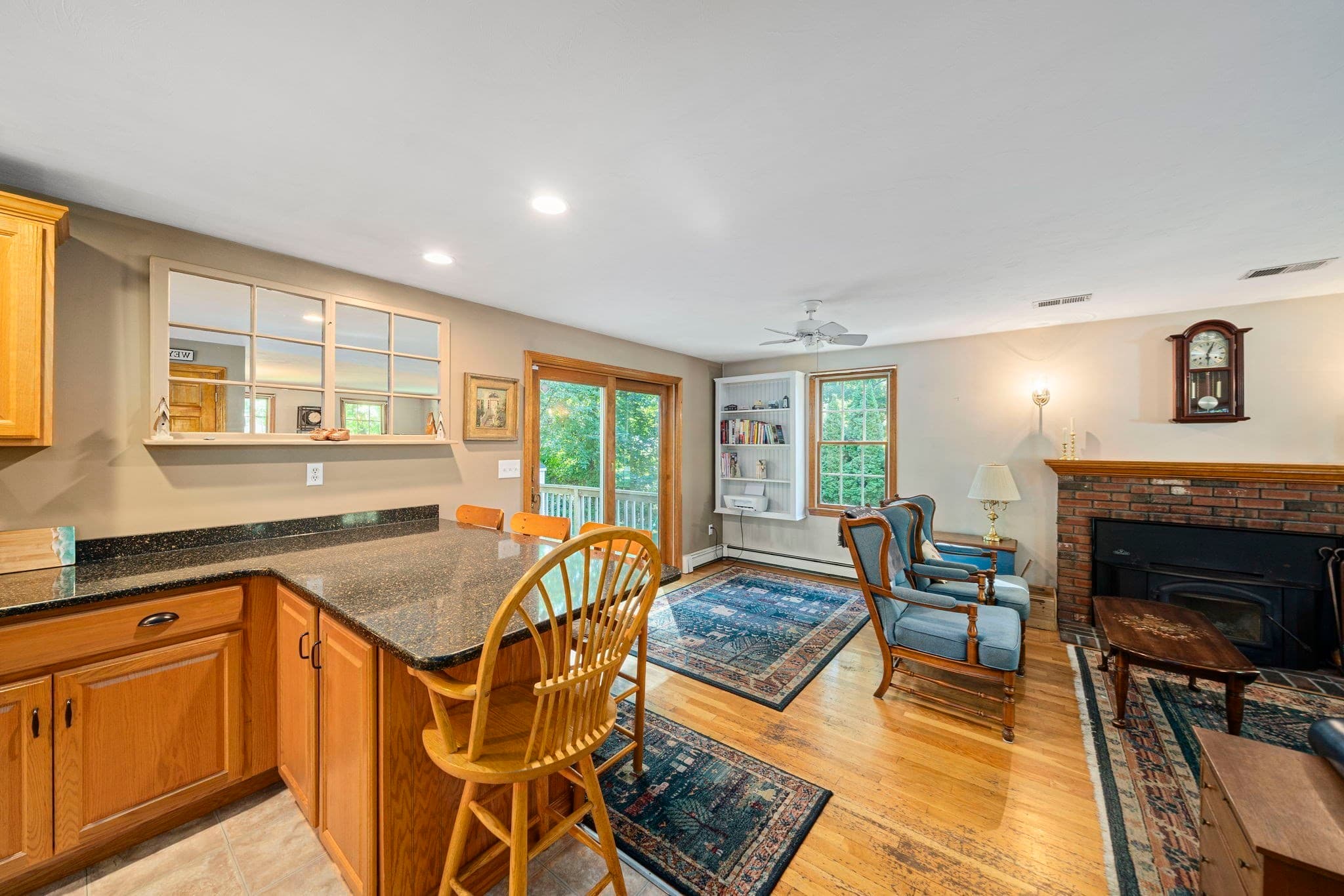 Single Family Residence at 66 Cottage Ln, Weymouth MA 02188, photo 7 of 38