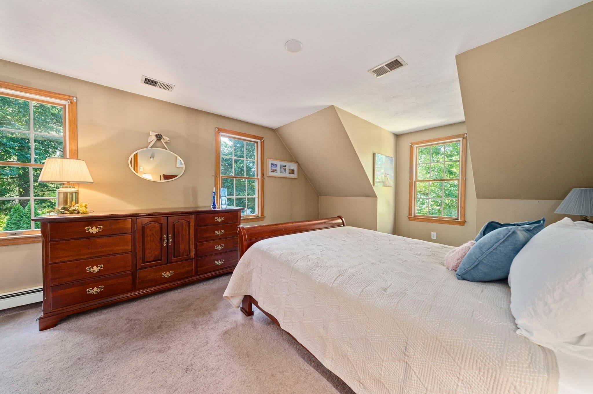 Single Family Residence at 66 Cottage Ln, Weymouth MA 02188, photo 15 of 38