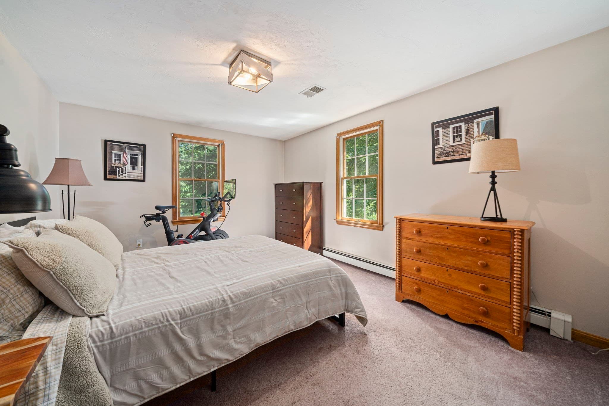Single Family Residence at 66 Cottage Ln, Weymouth MA 02188, photo 19 of 38