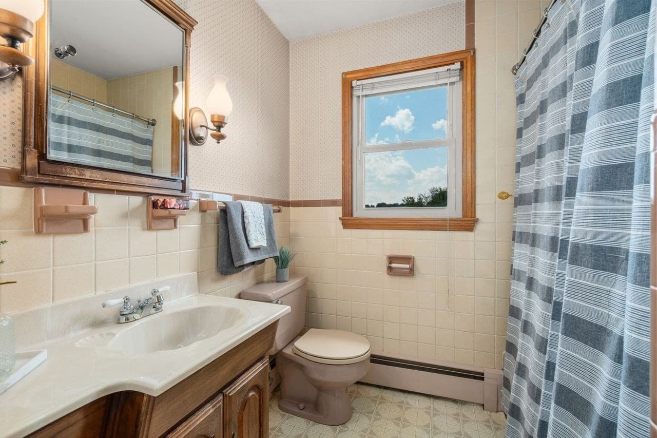 Single Family Residence at 29 Rosedale Avenue, North Andover MA 01845, North Andover, photo 23 of 29