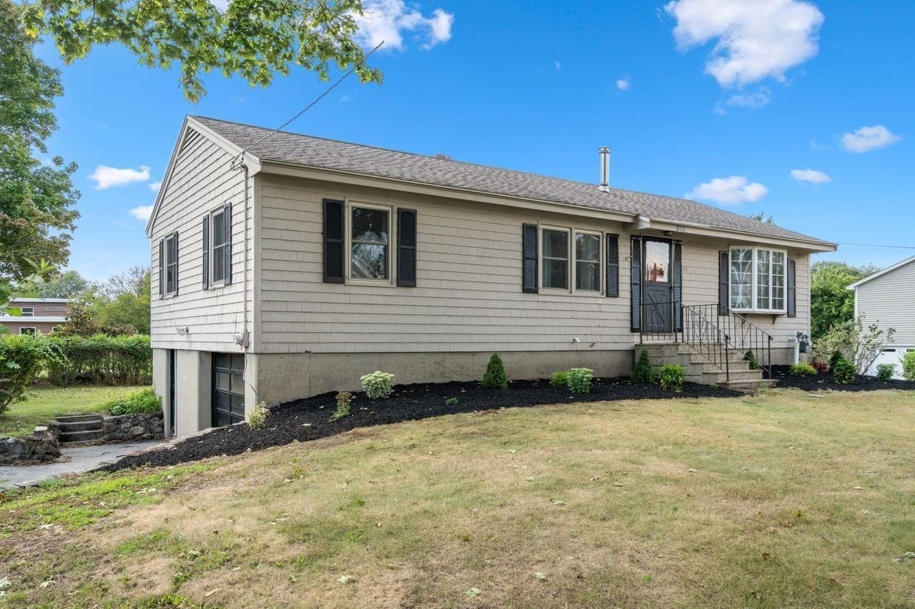 Single Family Residence at 29 Rosedale Avenue, North Andover MA 01845, North Andover, photo 2 of 29