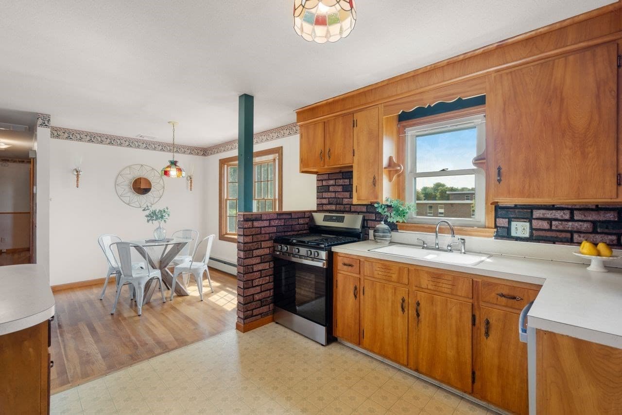Single Family Residence at 29 Rosedale Avenue, North Andover MA 01845, North Andover, photo 13 of 29