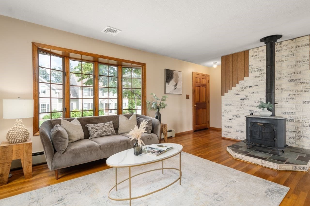 Single Family Residence at 29 Rosedale Avenue, North Andover MA 01845, North Andover, photo 9 of 29