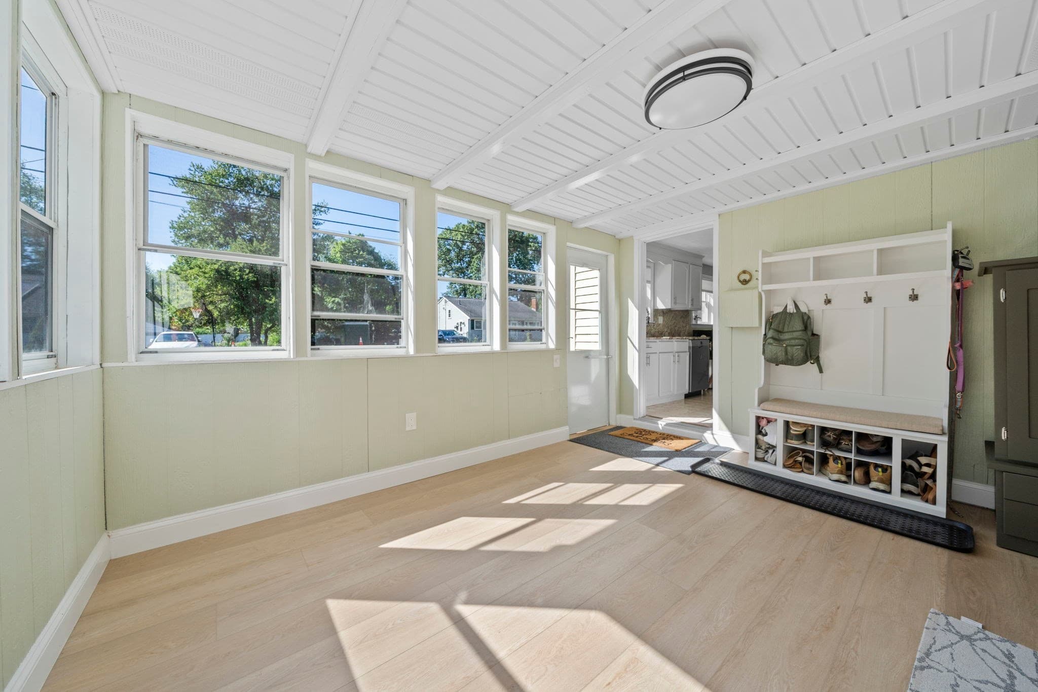 Single Family Residence at 11 Virginia Cir, Randolph MA 02368, photo 5 of 25