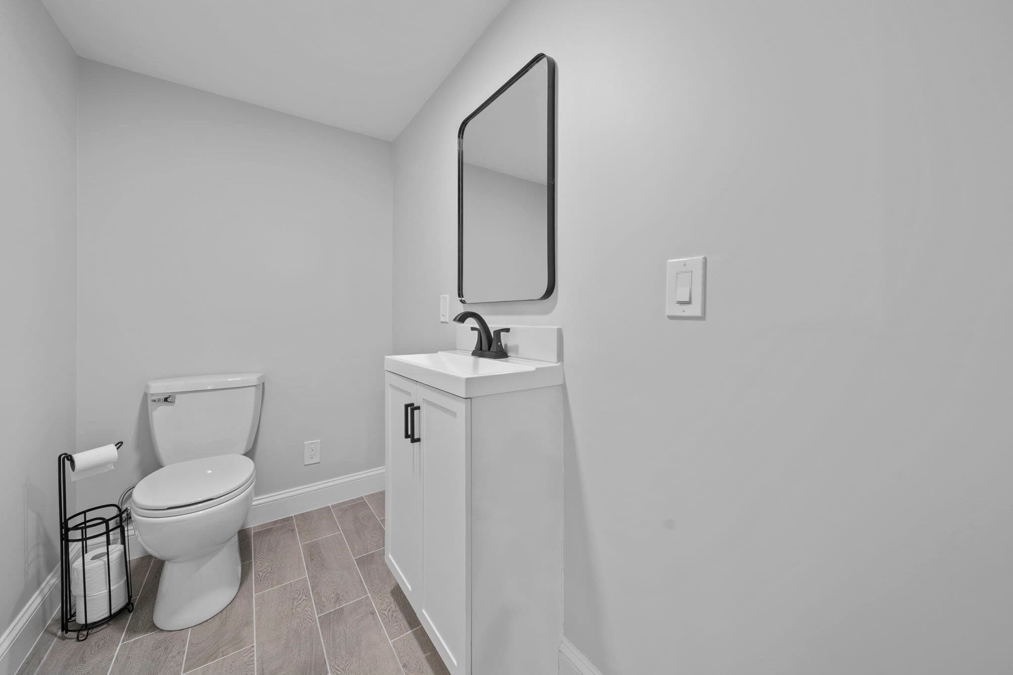 Single Family Residence at 11 Virginia Cir, Randolph MA 02368, photo 14 of 25