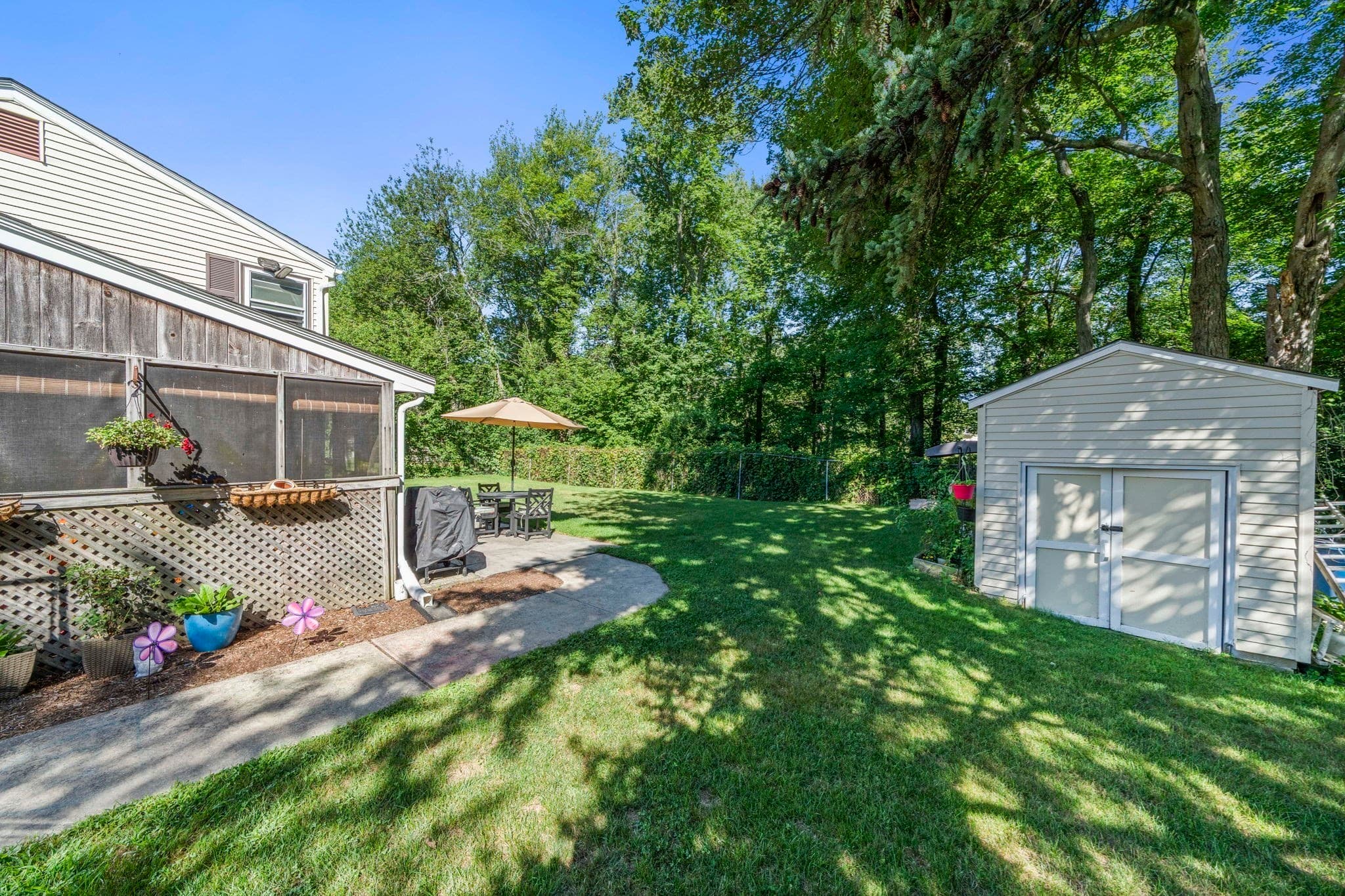 Single Family Residence at 11 Virginia Cir, Randolph MA 02368, photo 19 of 25