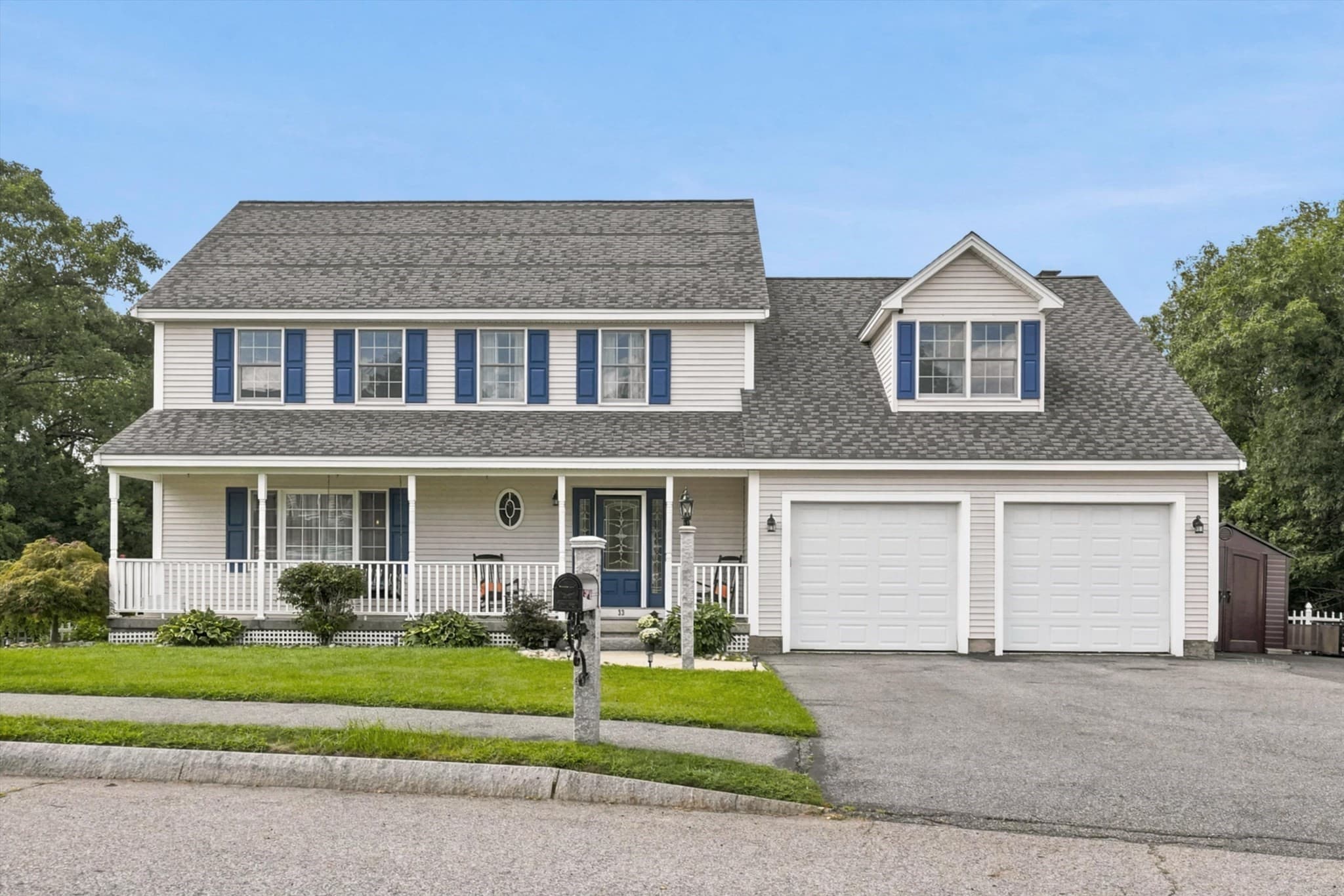 Single Family Residence at 33 Fairway Dr, Woburn MA 01801, Woburn, photo 2 of 40